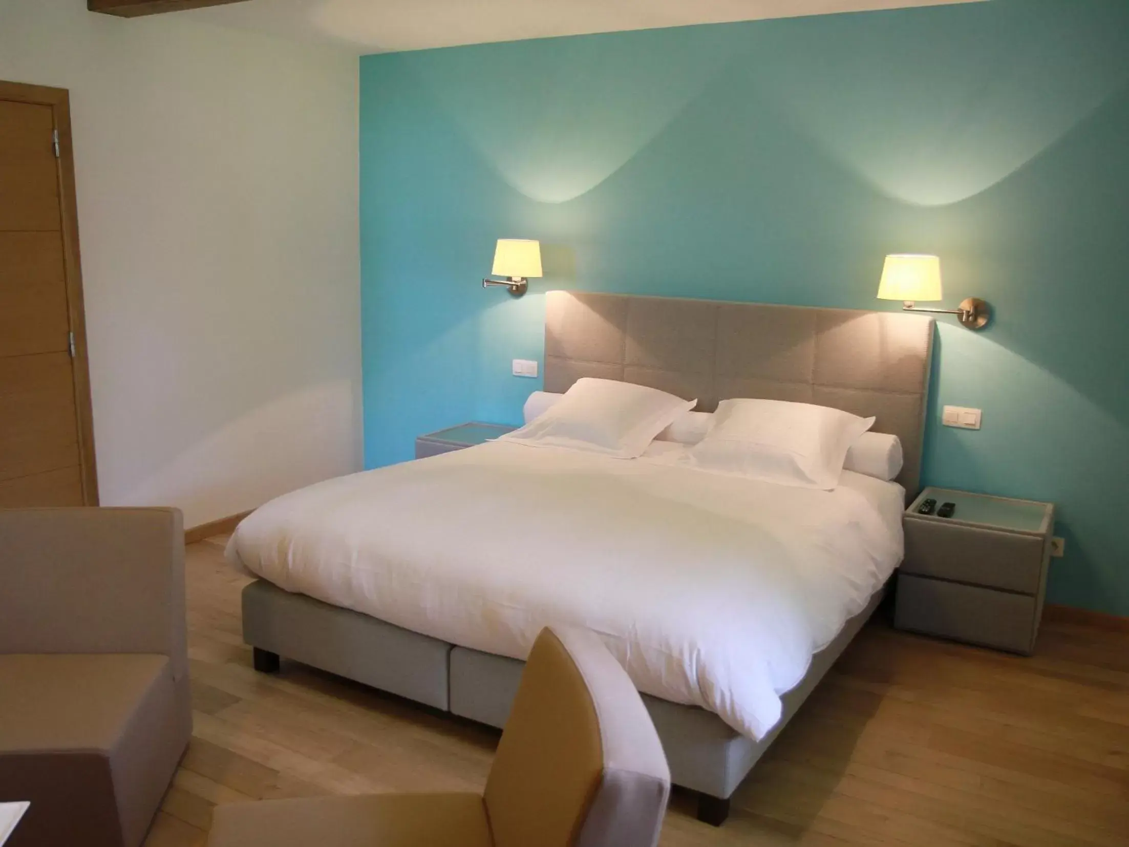 Superior Double Room in Hôtel - Ferme du Château d'Ahin Superior Double Room in Hôtel - Ferme du Château d'Ahin