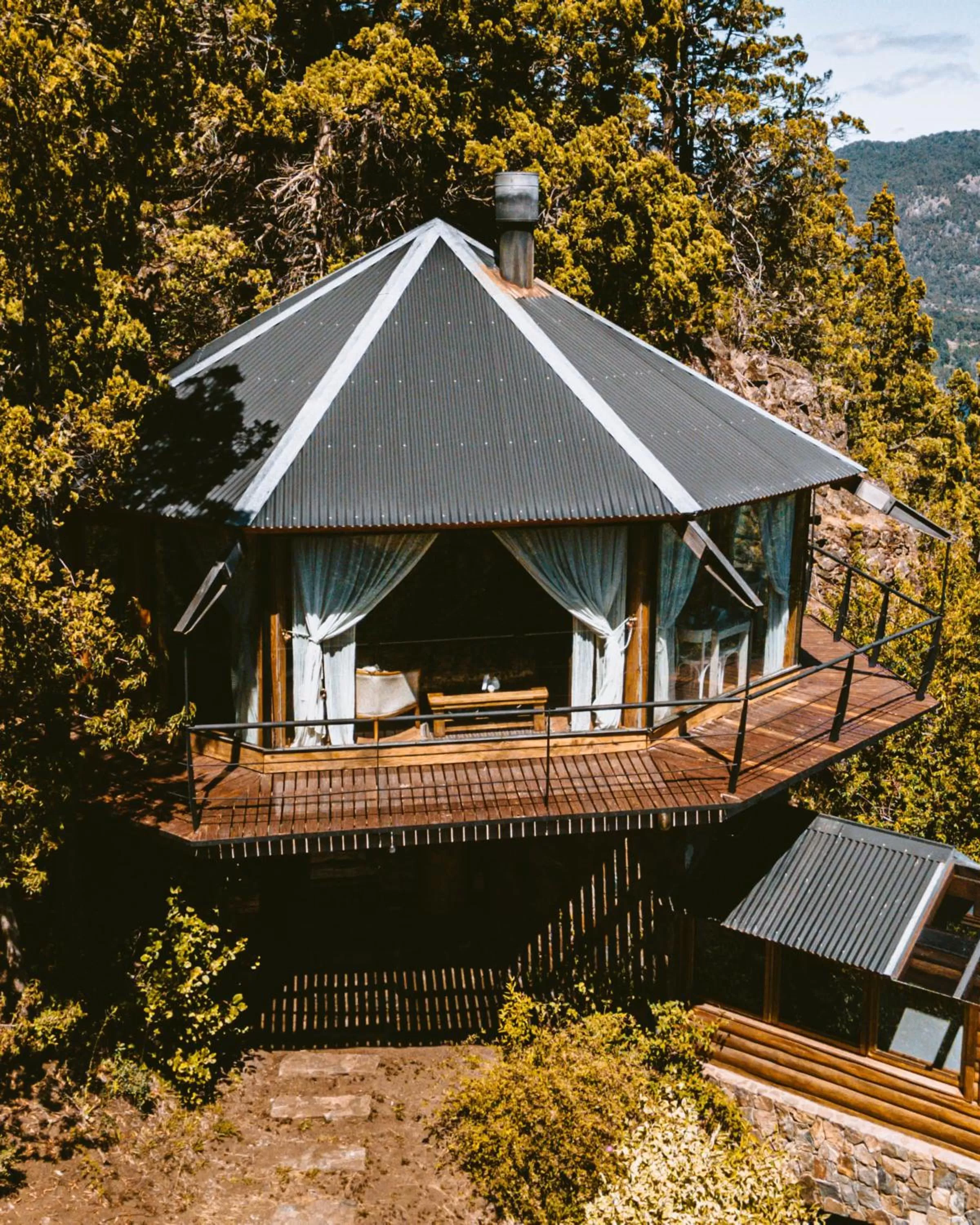 Property building in Arrayan Lake View Mountain Lodge & Casa De Te Arrayan