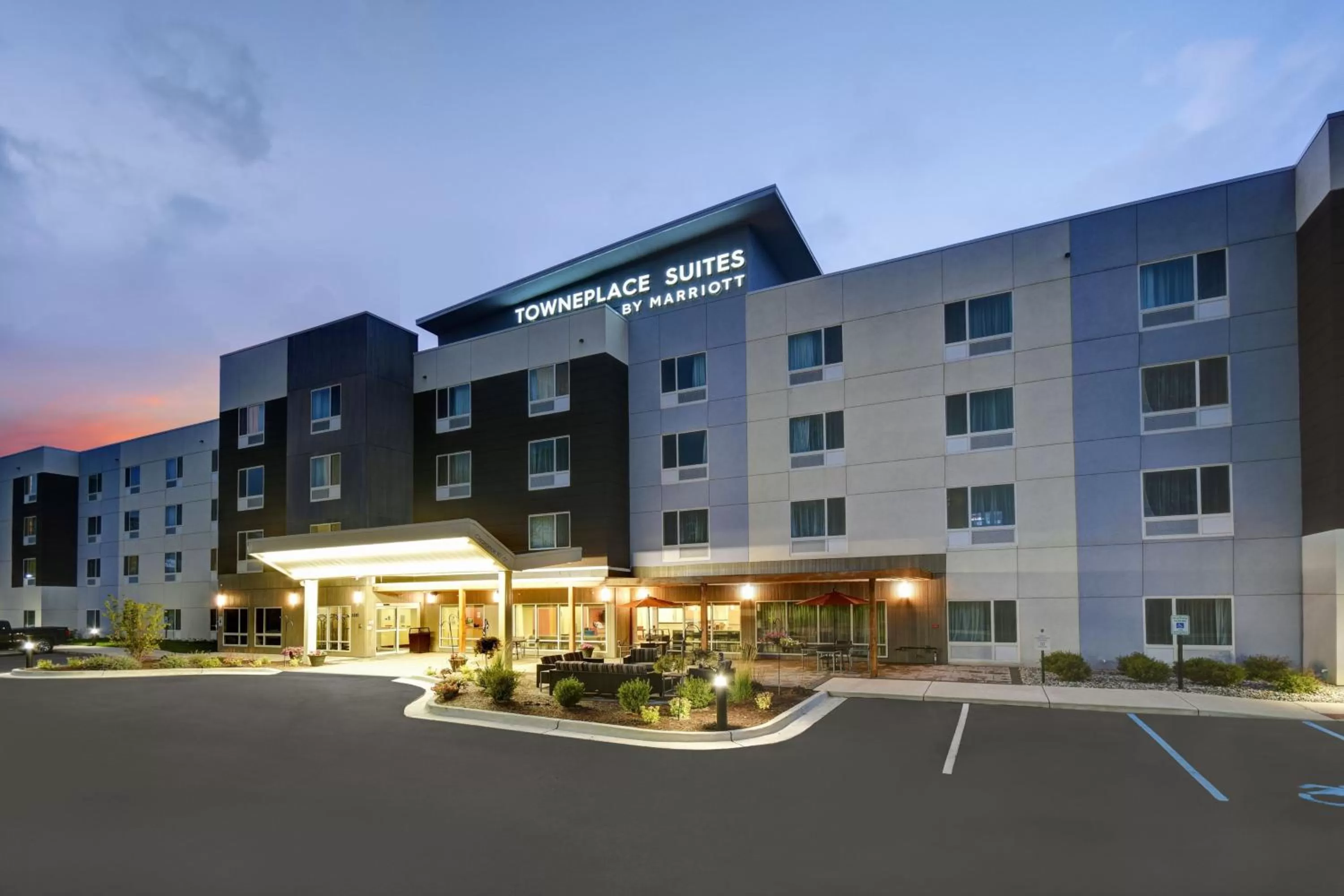 Property building in TownePlace Suites by Marriott Grand Rapids Wyoming