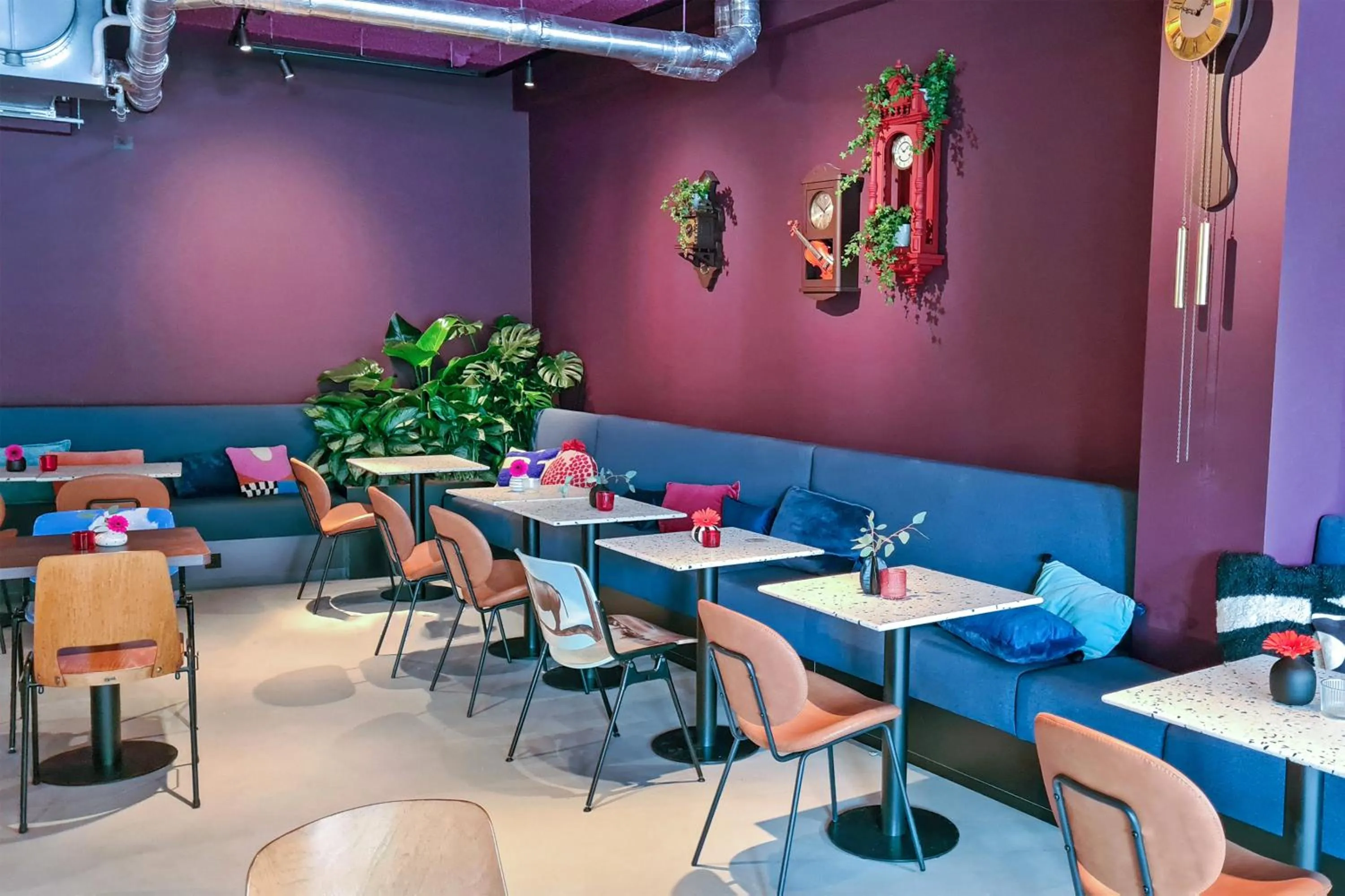 Restaurant/places to eat in Stayokay Hostel Utrecht Centrum