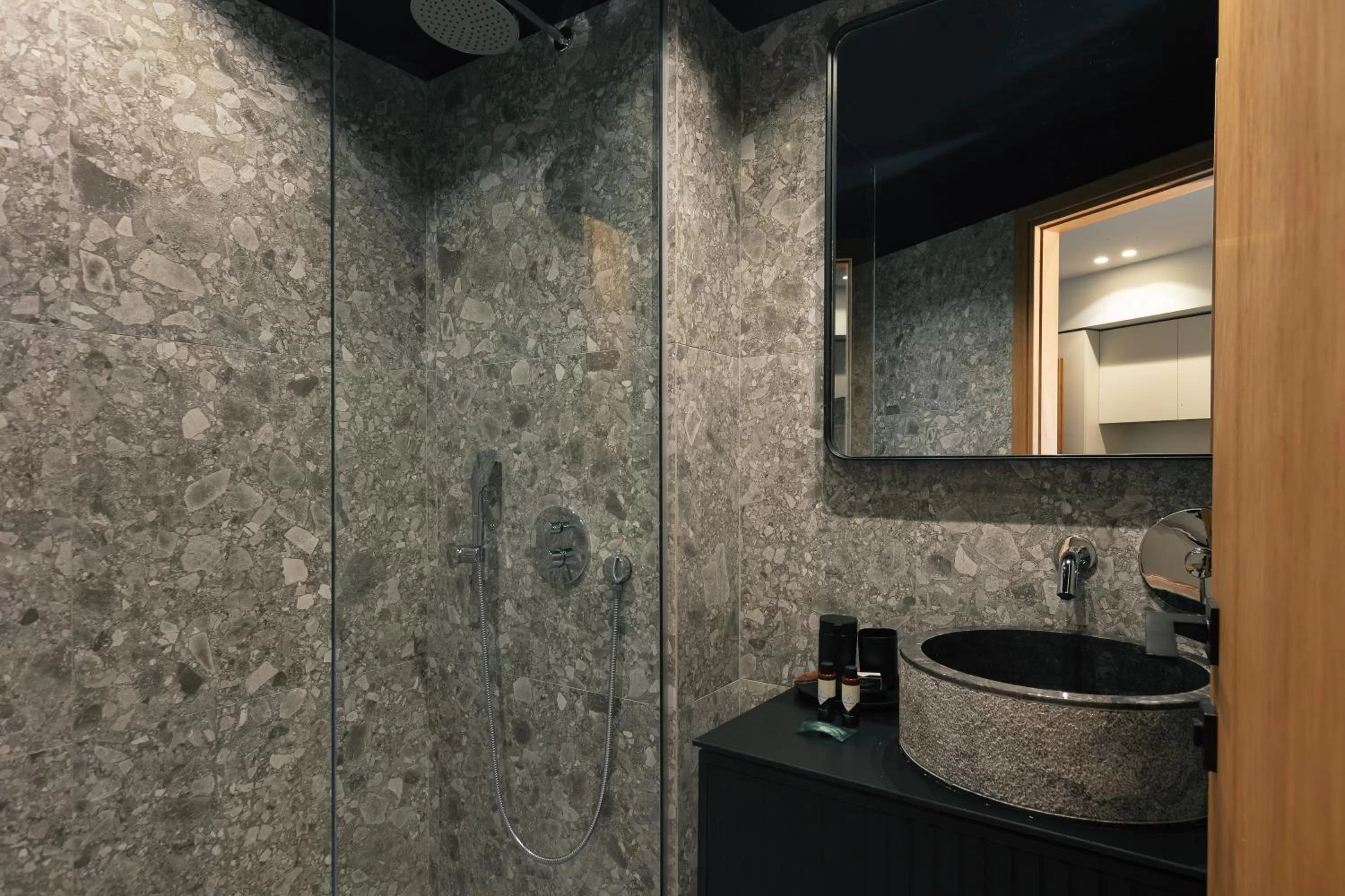 Bathroom in Chapter 02 Gallery Suites