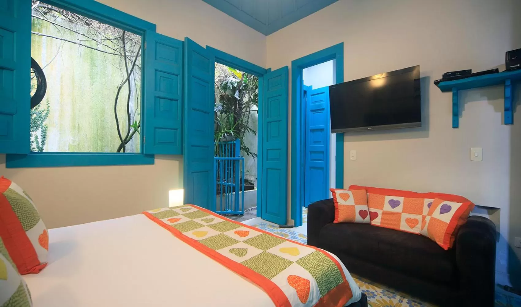 TV/Entertainment Center in Casa de las Dos Palmas