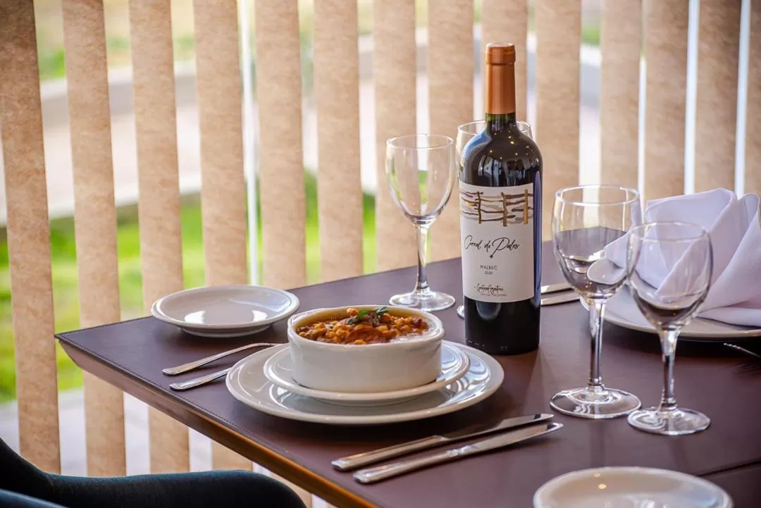 Food and drinks in La Recova Hotel & Spa