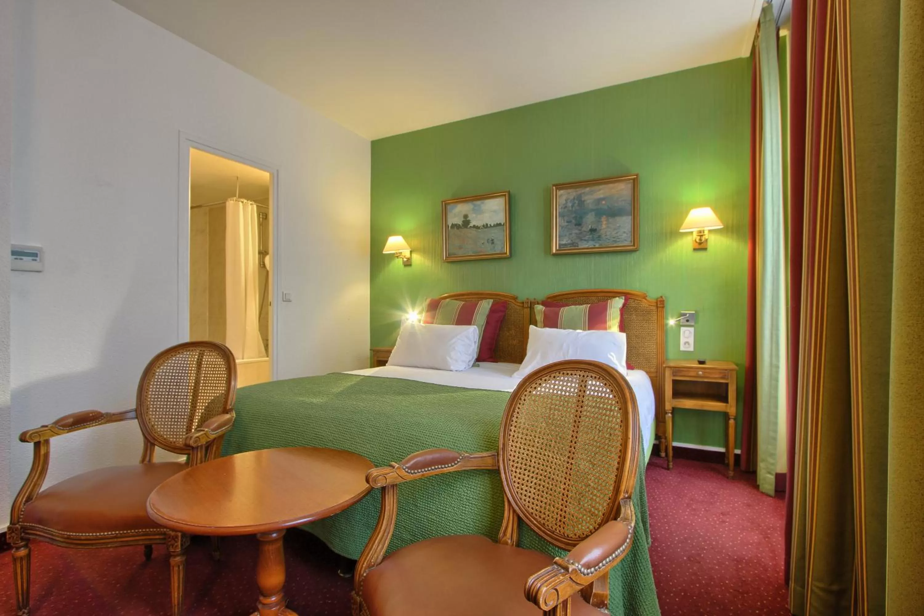 Superior Double/Twin Room in Timhotel Invalides Eiffel