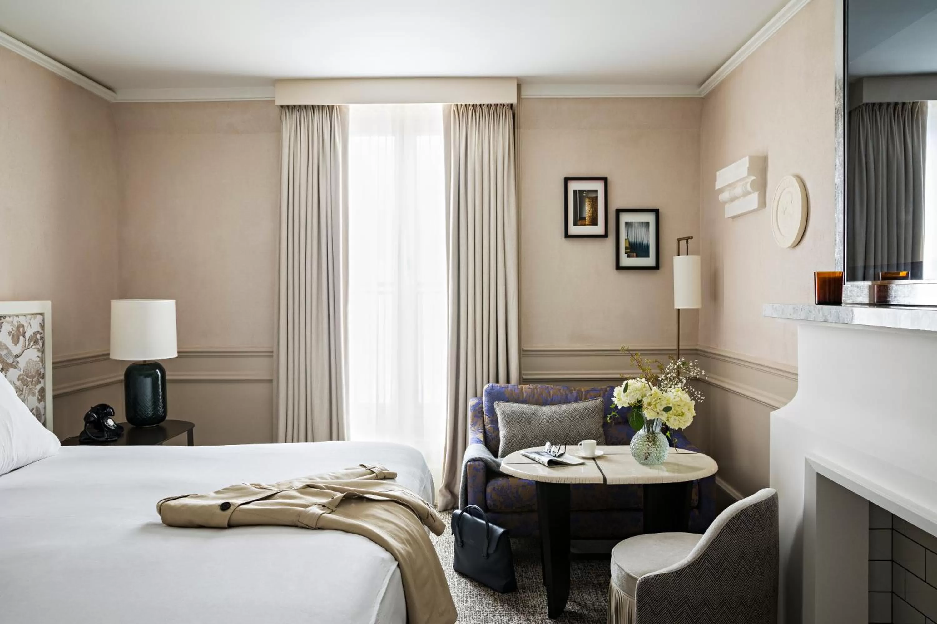 Bedroom, Bed in Sofitel Le Scribe Paris Opera