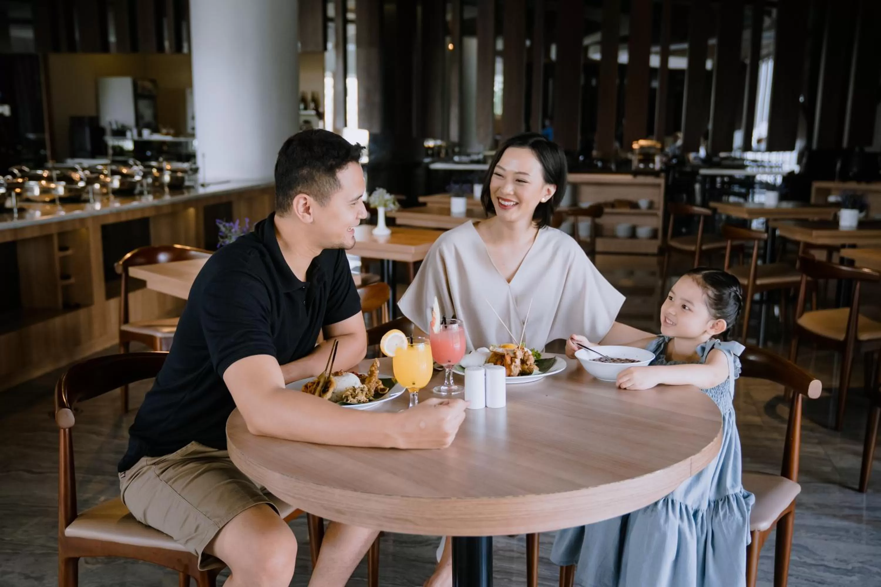 Restaurant/places to eat in Antero Hotel Jababeka Cikarang