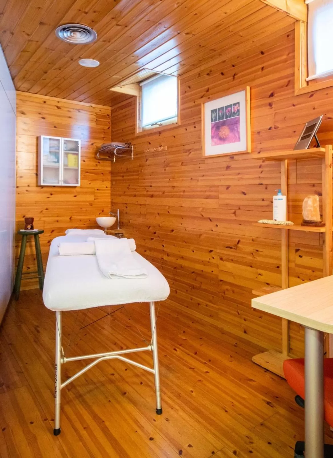 Massage in Hotel Somlom - ECO Friendly Montseny