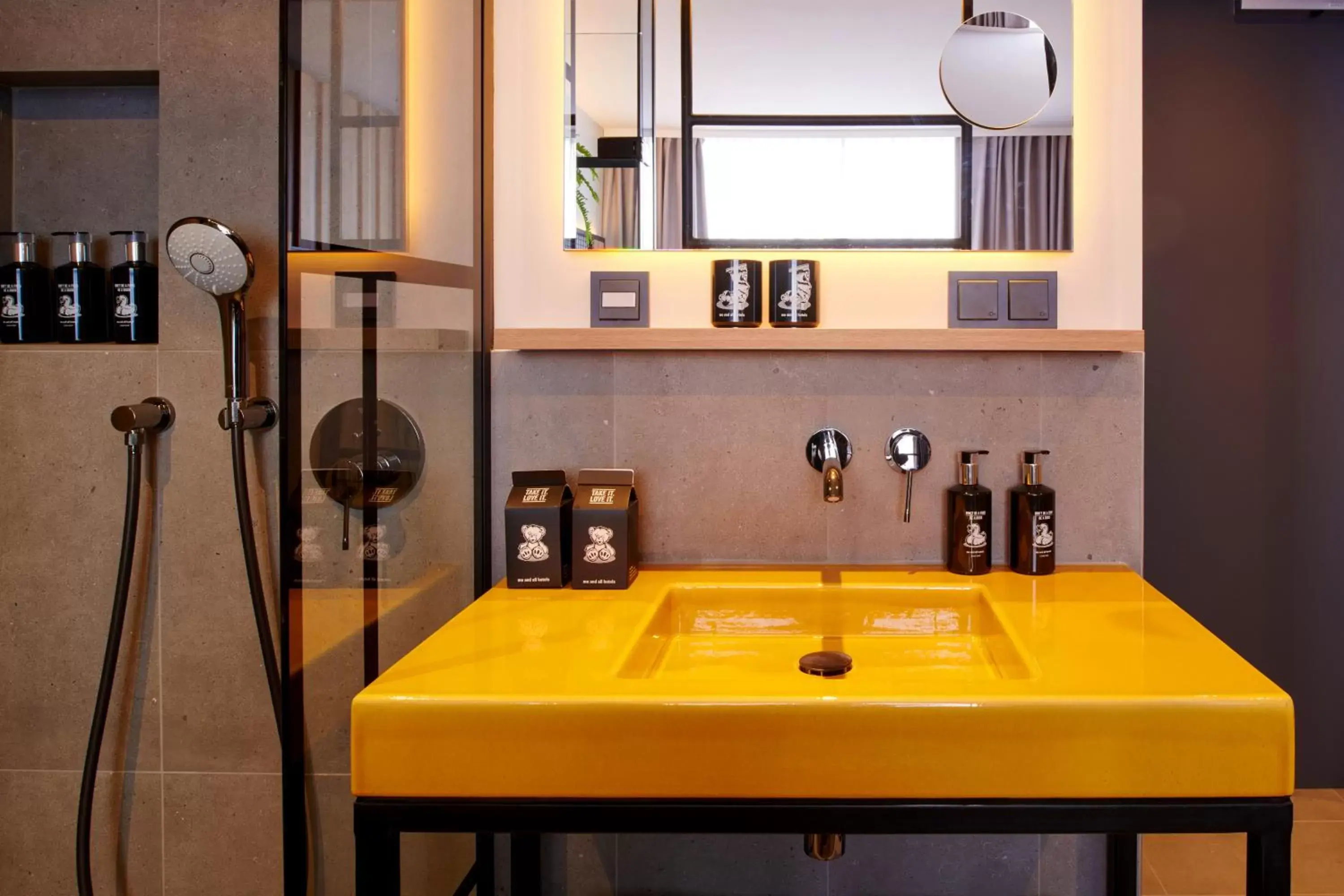 King Room - single occupancy in Me and All Hotel Ulm, by Hyatt King Room - single occupancy in Me and All Hotel Ulm, by Hyatt