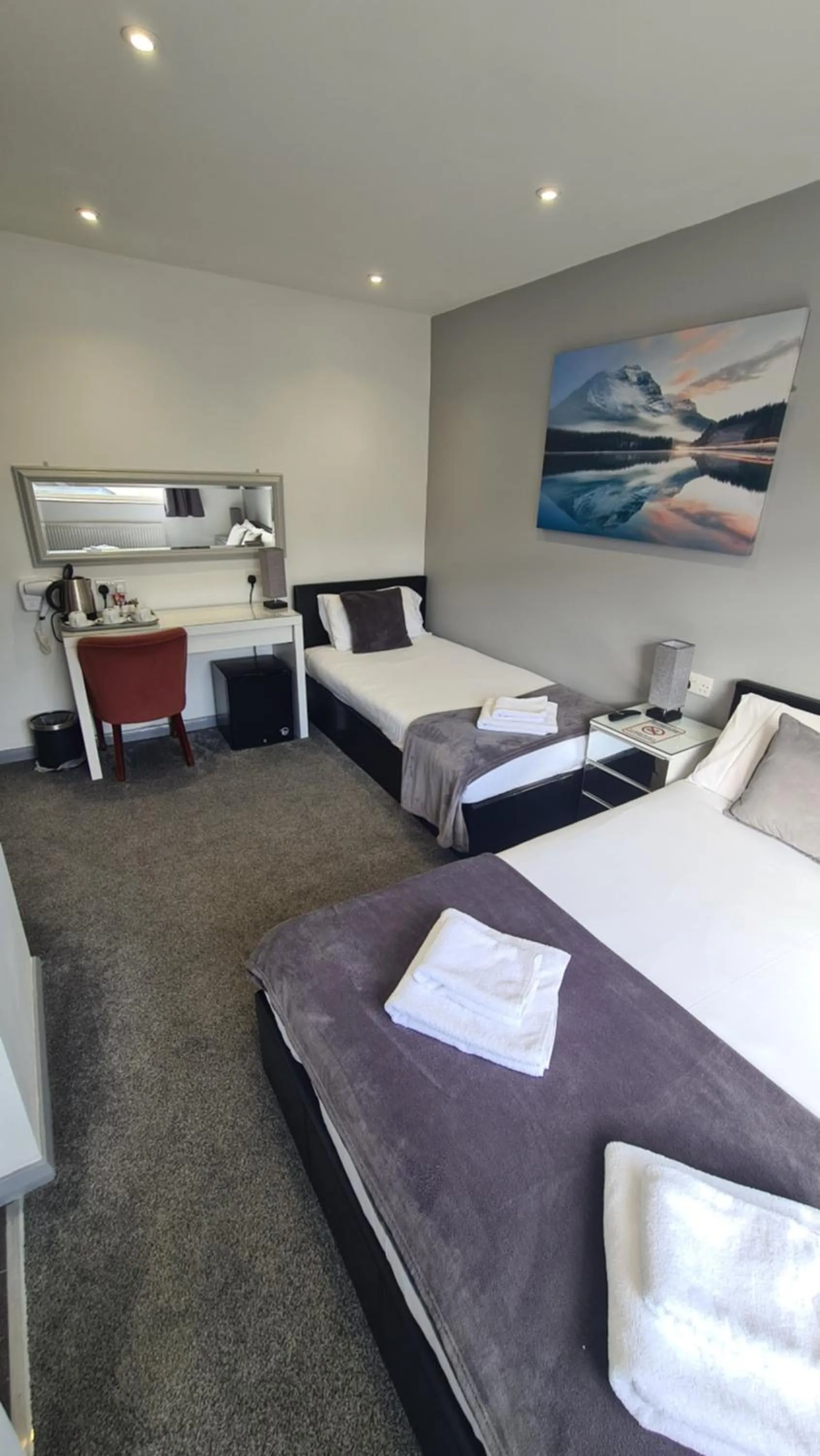 Bed in Y Gwynedd Inn