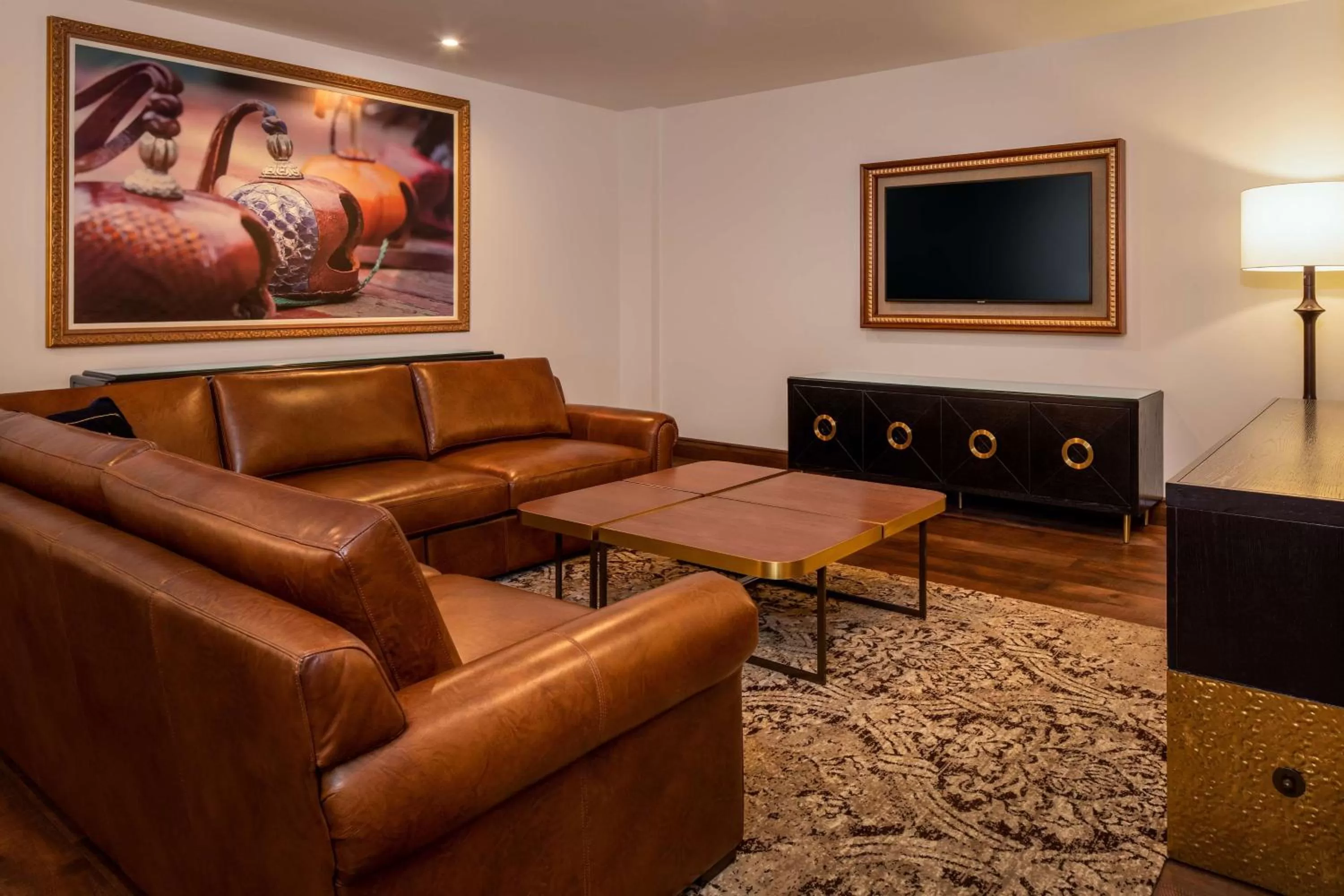 Living room in The Peregrine Omaha Downtown Curio Collection By Hilton