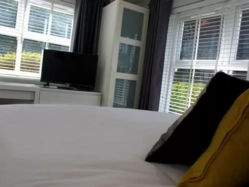 Bedroom, Bed in The White Horse View B&B