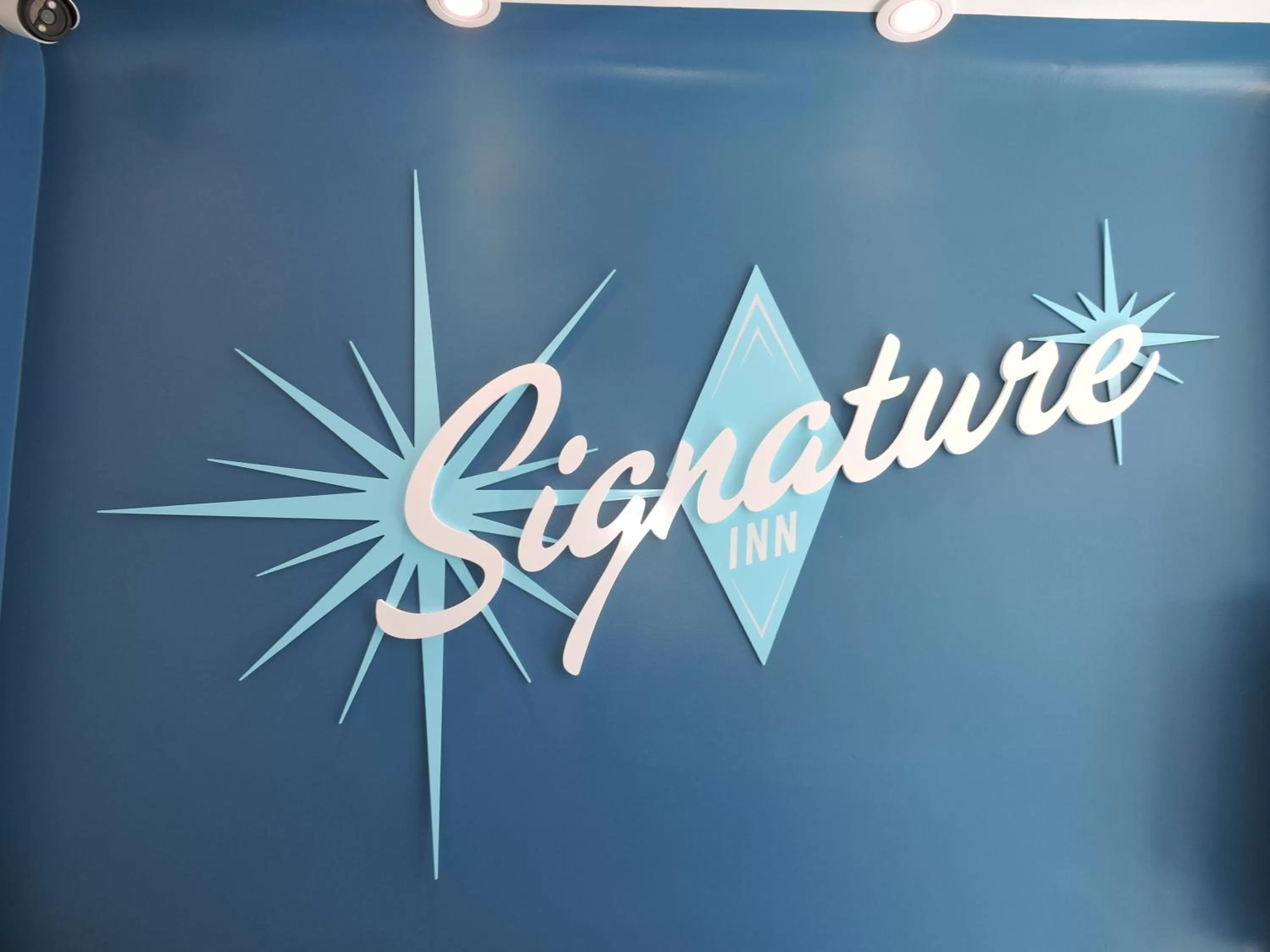 Logo/Certificate/Sign in Signature Inn Eugene