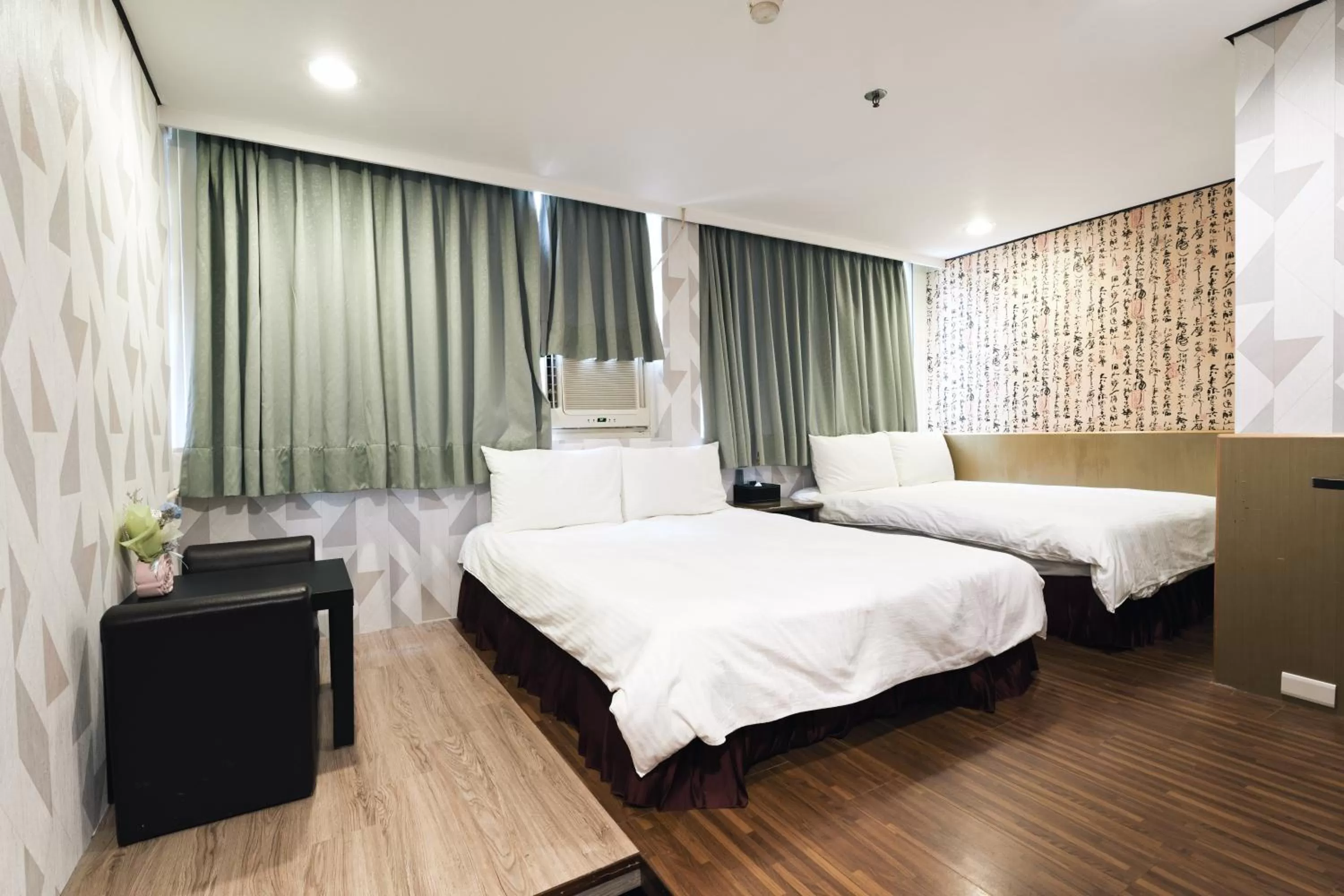 Photo of the whole room, Bed in Sofu Hotel