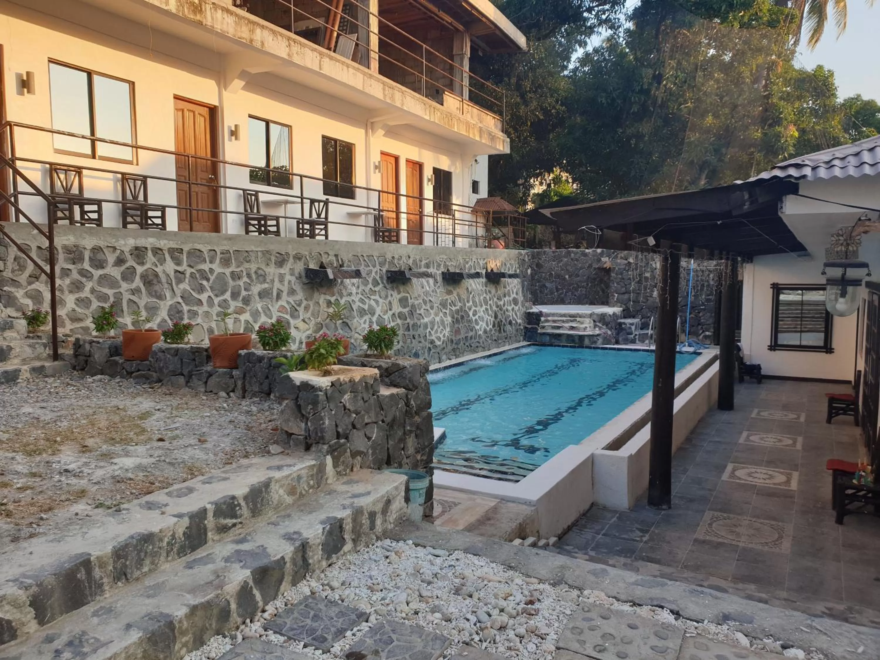 Swimming Pool in Raya Del Sol Dive Resort