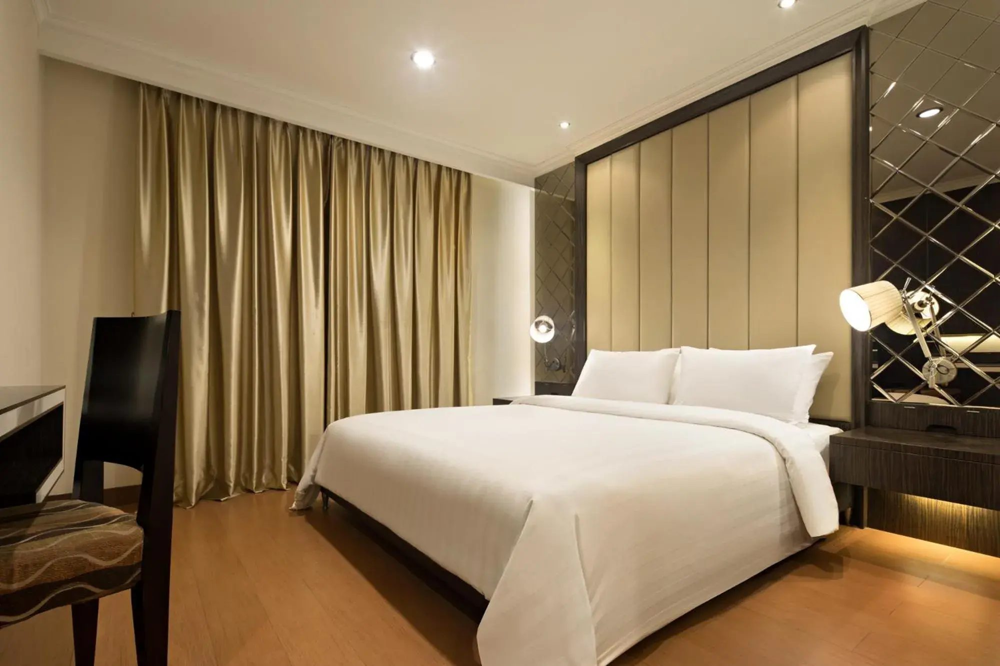 Executive Double or Twin Room in Golden Boutique Hotel Kemayoran Executive Double or Twin Room in Golden Boutique Hotel Kemayoran