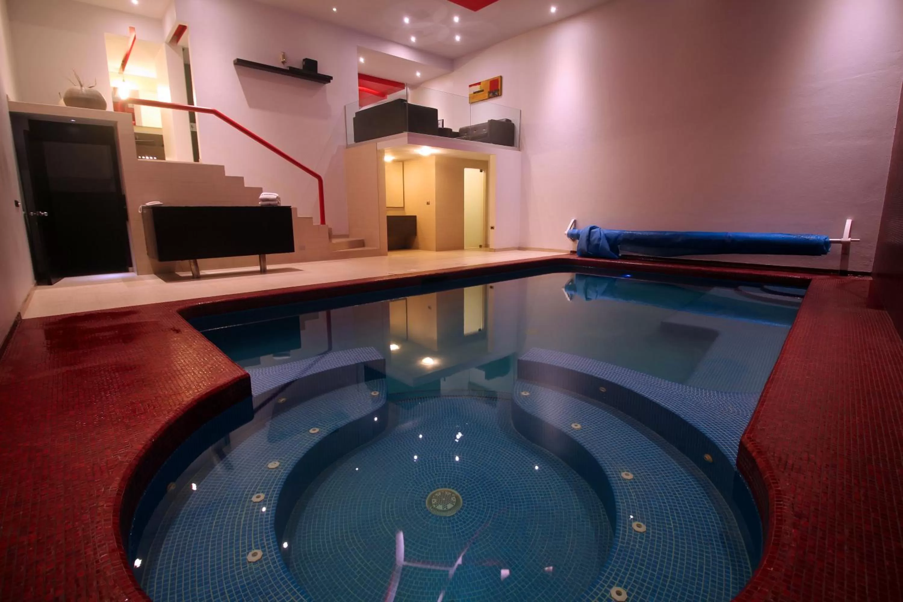 Swimming pool in Motel Via