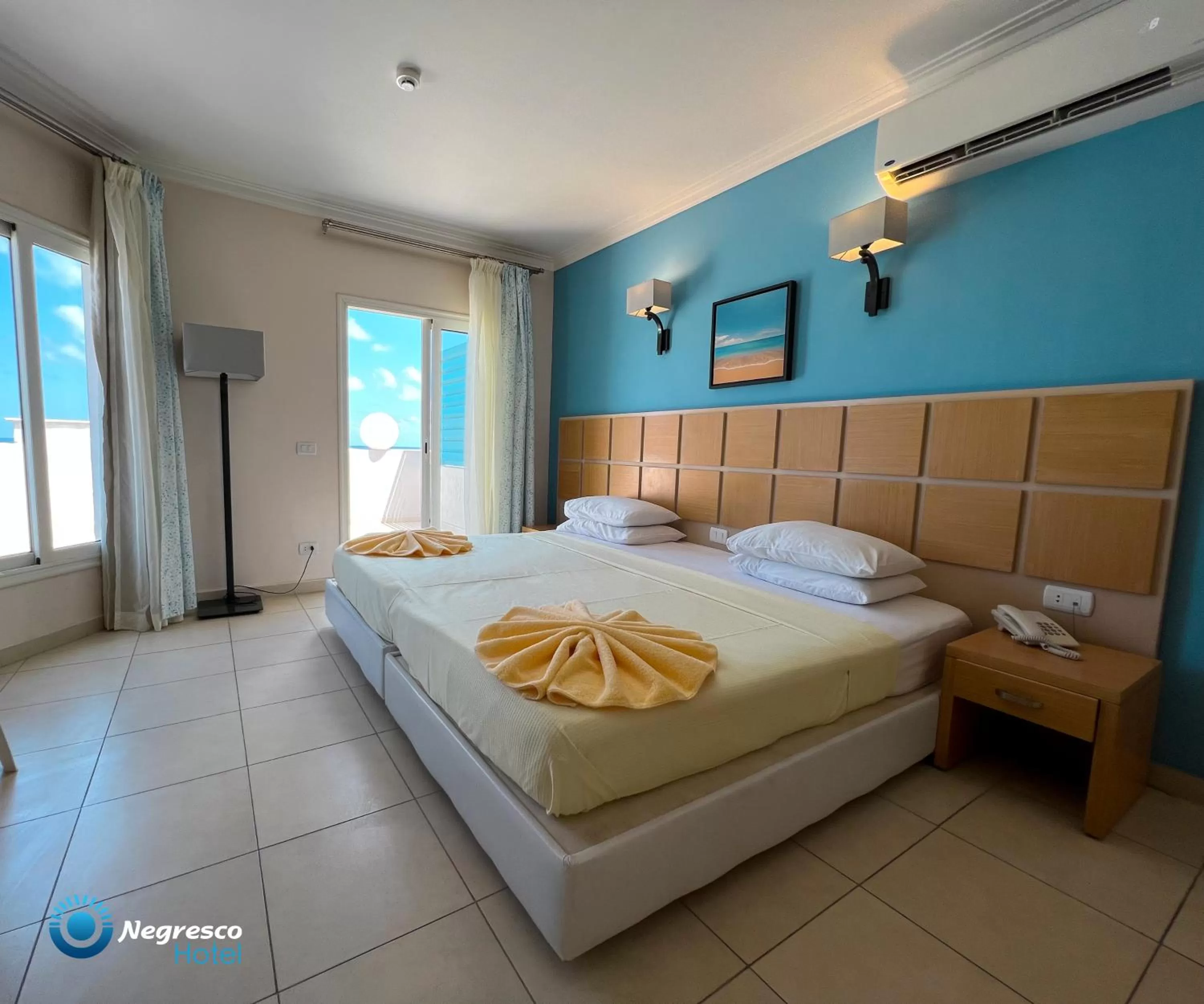 Bed in Negresco Hotel