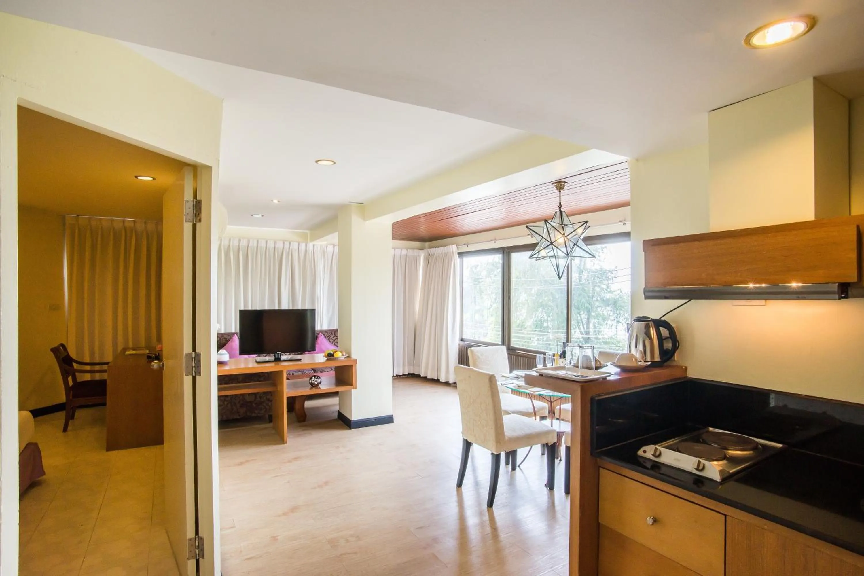 Kitchen or kitchenette in Bella Villa Metro