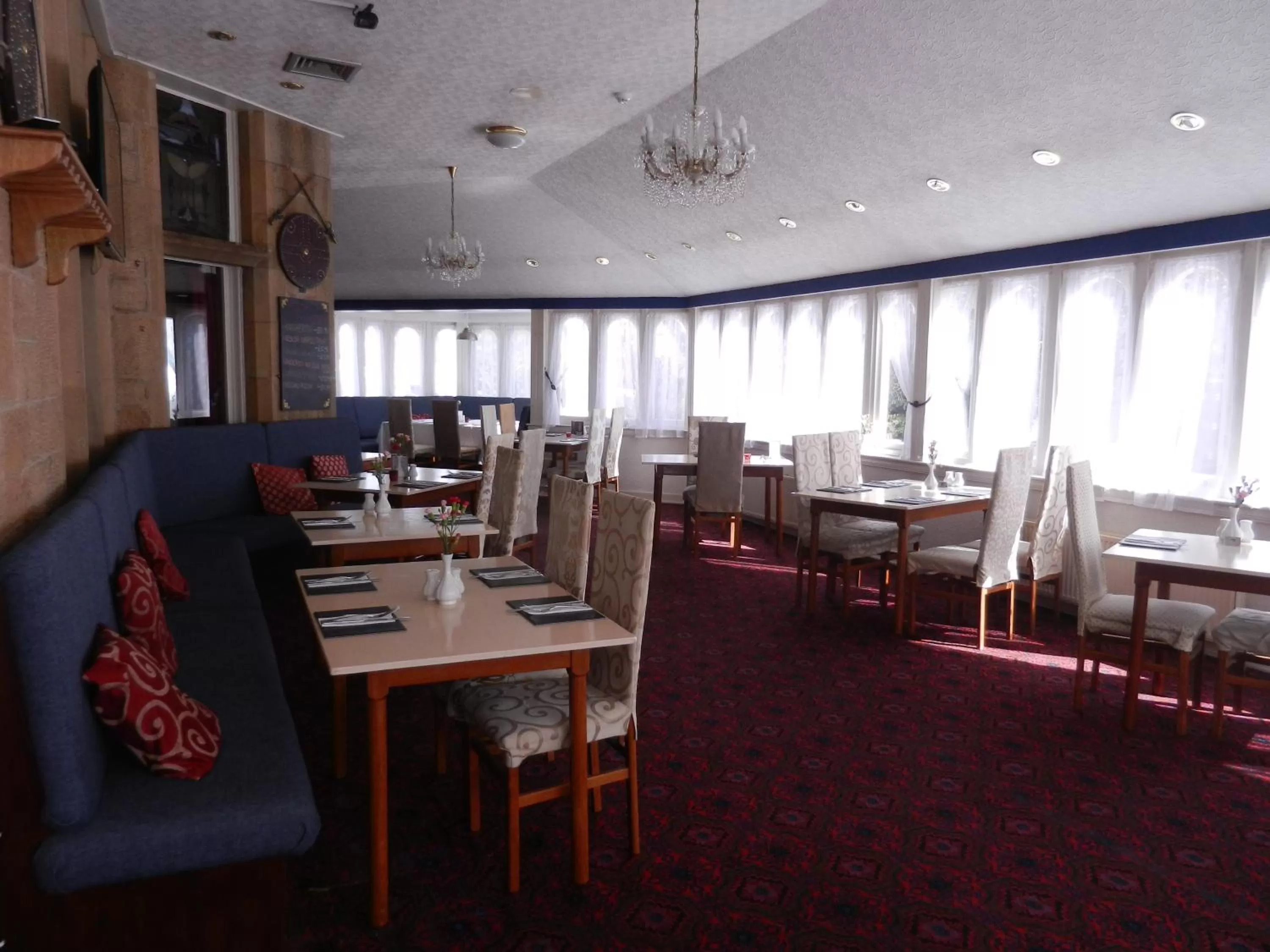 Restaurant/places to eat in Morangie Hotel Tain