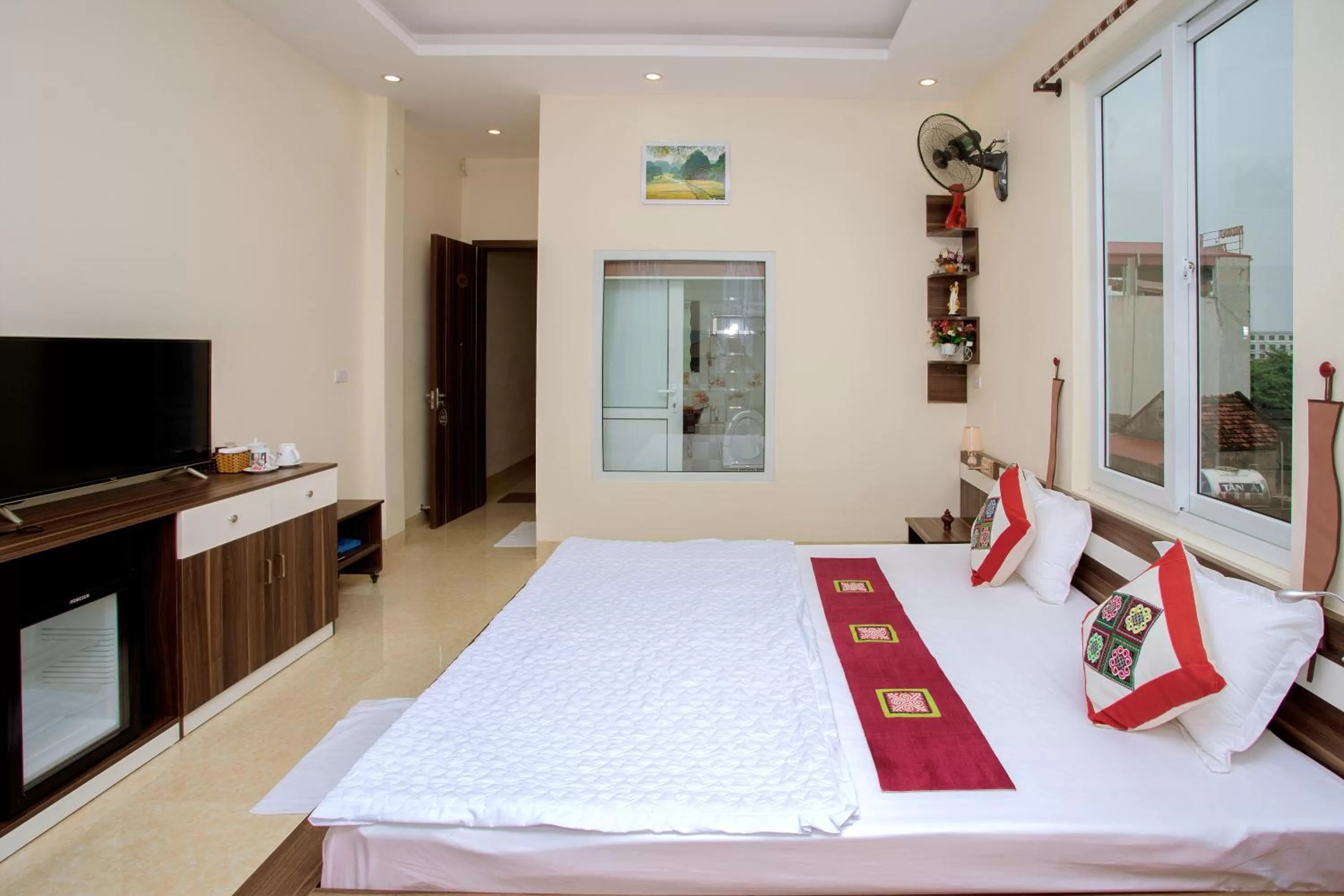 Natural landscape, Bed in Friendly Home Hotel