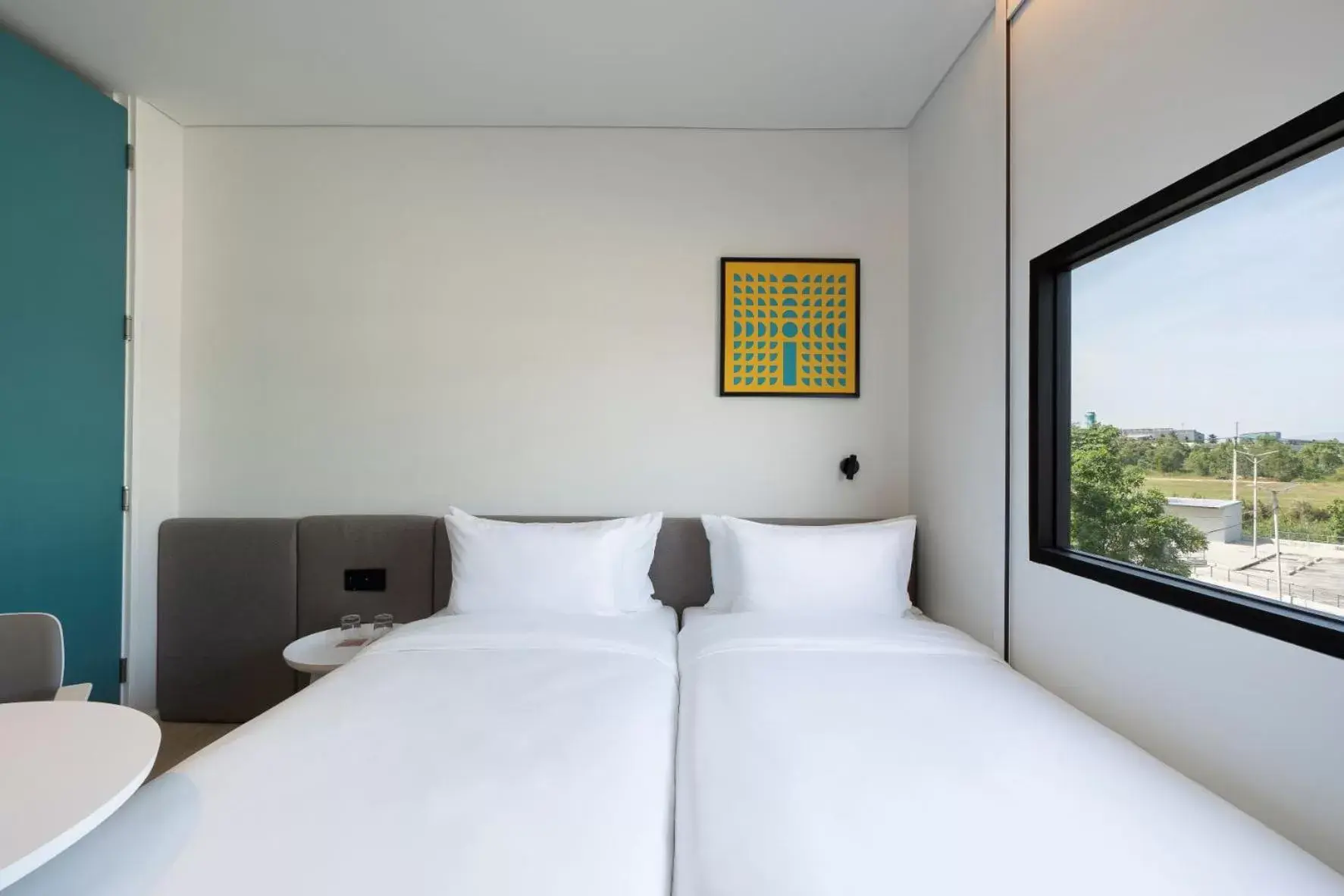 Twin Room in GO! Hotel Bowin at Robinson Lifestyle Bowin Twin Room in GO! Hotel Bowin at Robinson Lifestyle Bowin