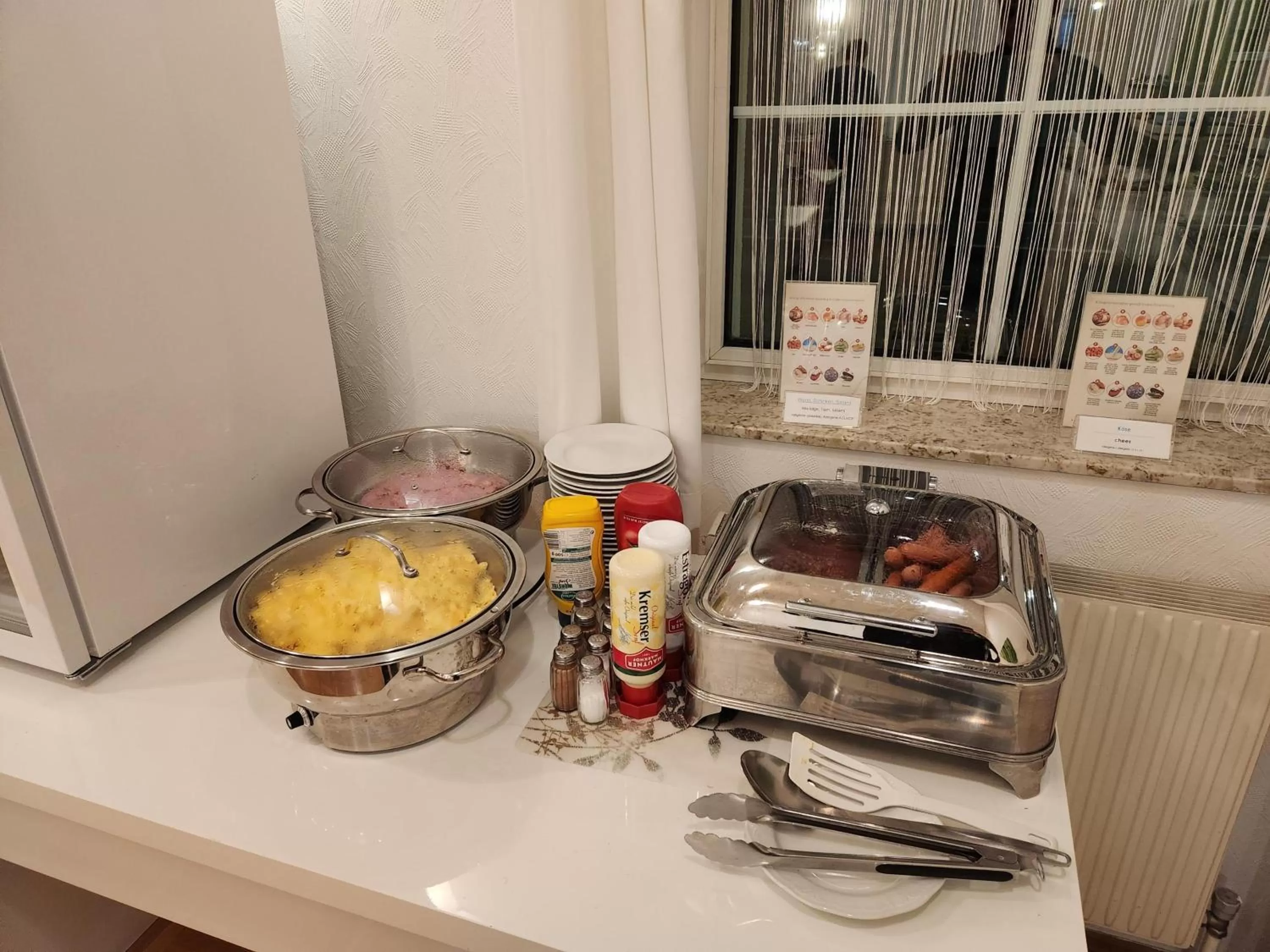 Buffet breakfast in Hotel Michael