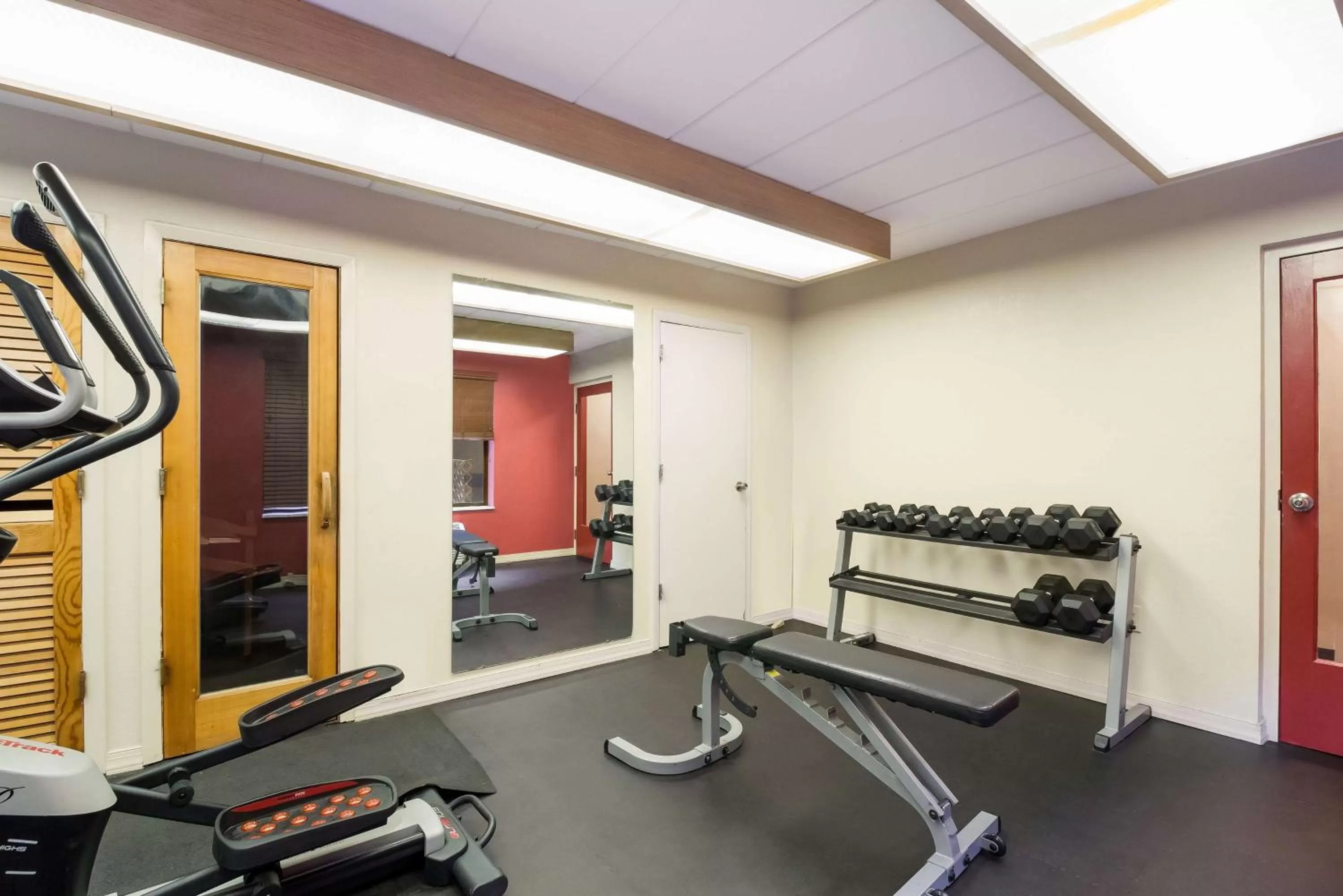 Spa and wellness centre/facilities in Best Western Braddock Inn