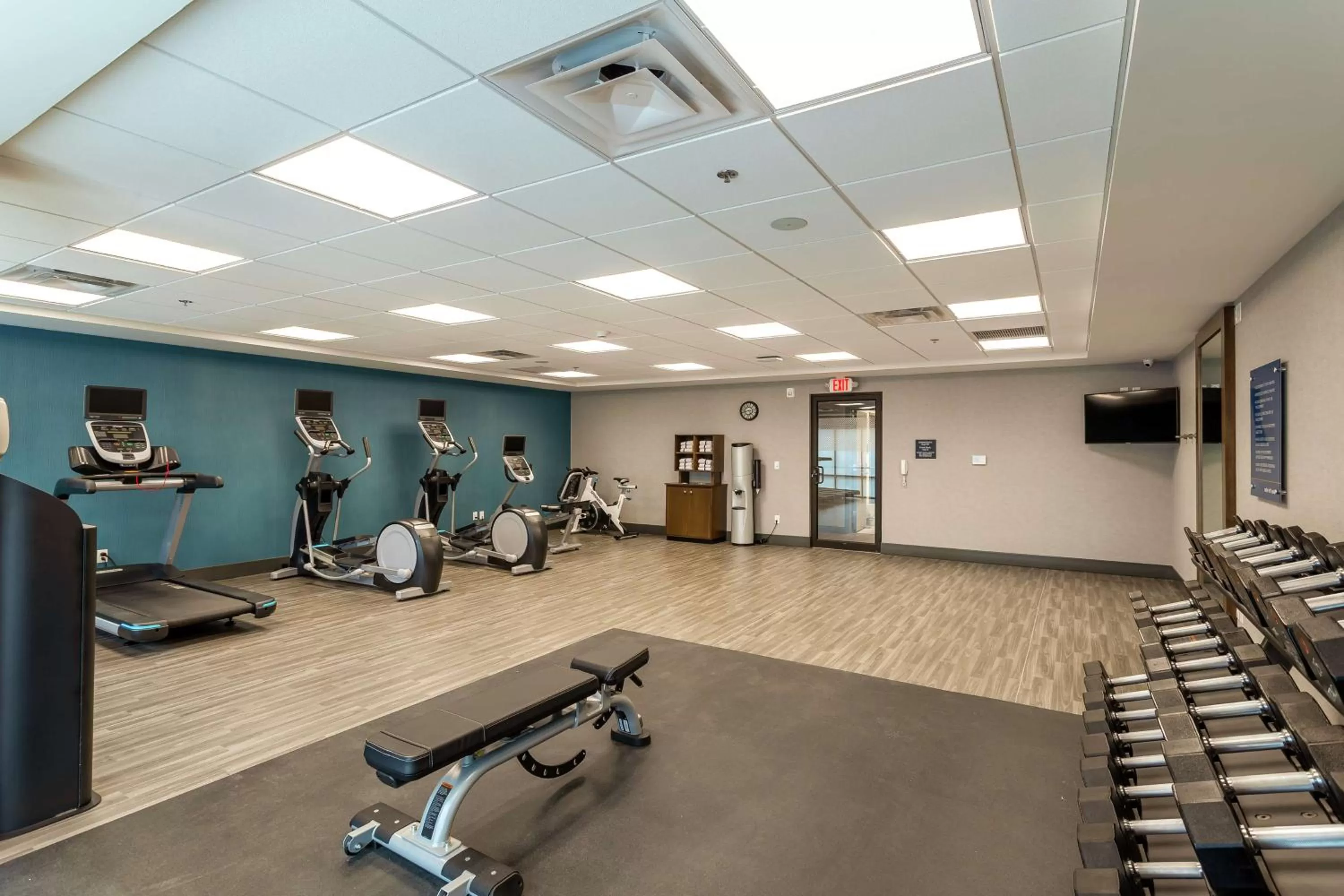 Fitness centre/facilities in Hampton Inn Madison, OH