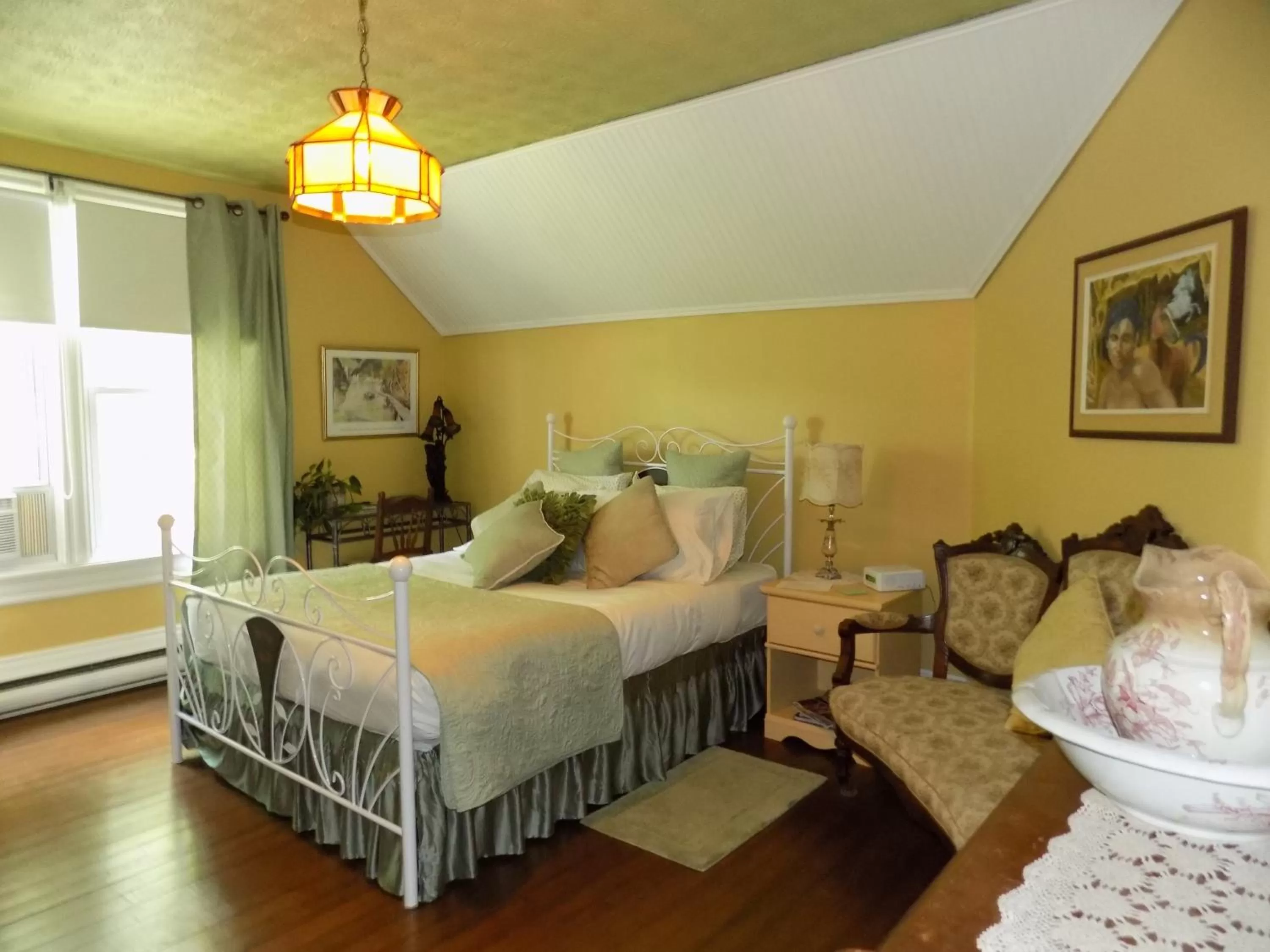 Bedroom, Bed in À L'Ancestrale B&B