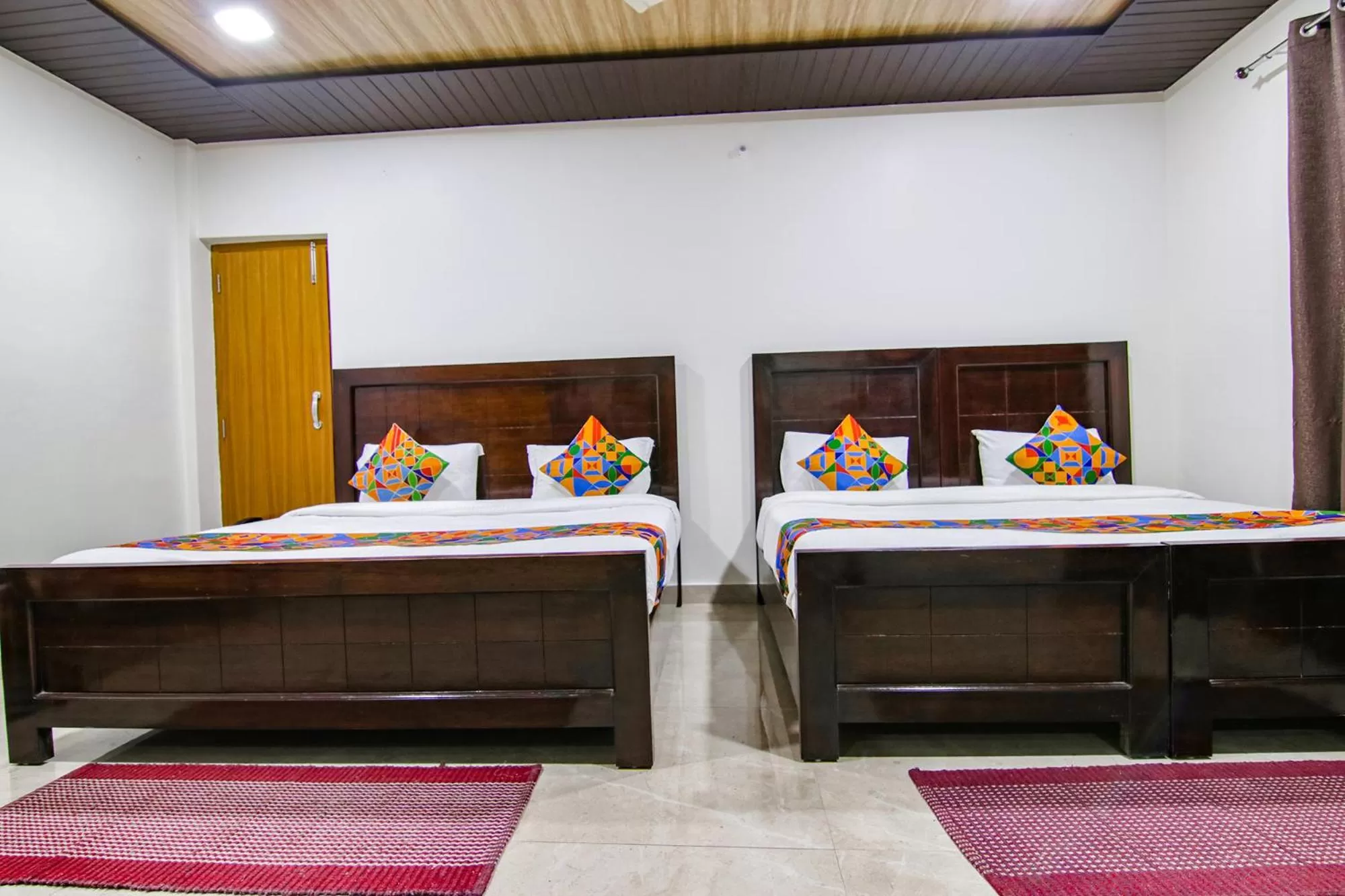 Photo of the whole room, Bed in FabHotel Prime Olive Lake View