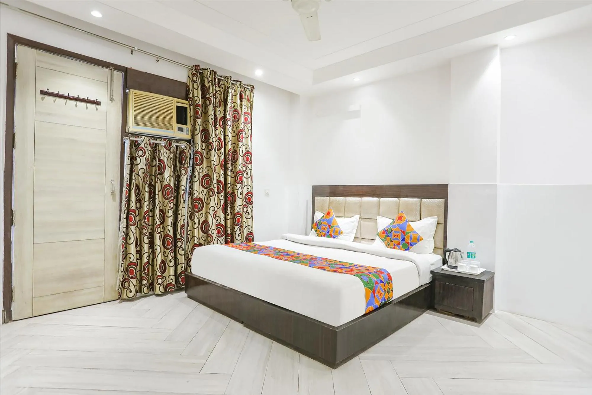 Bed in Via Lotus Palace