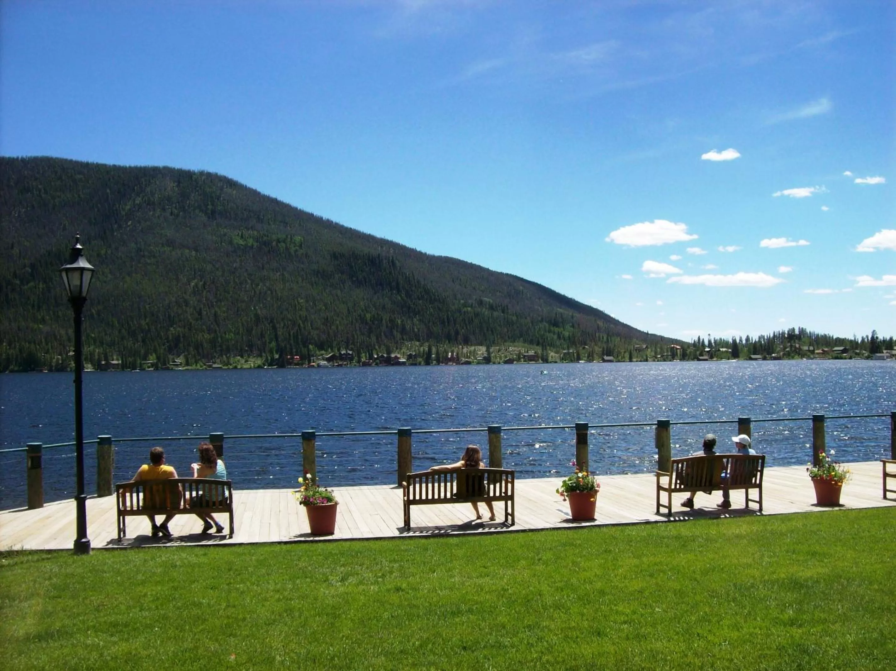 Lake view in Western Riviera Lakeside Lodging