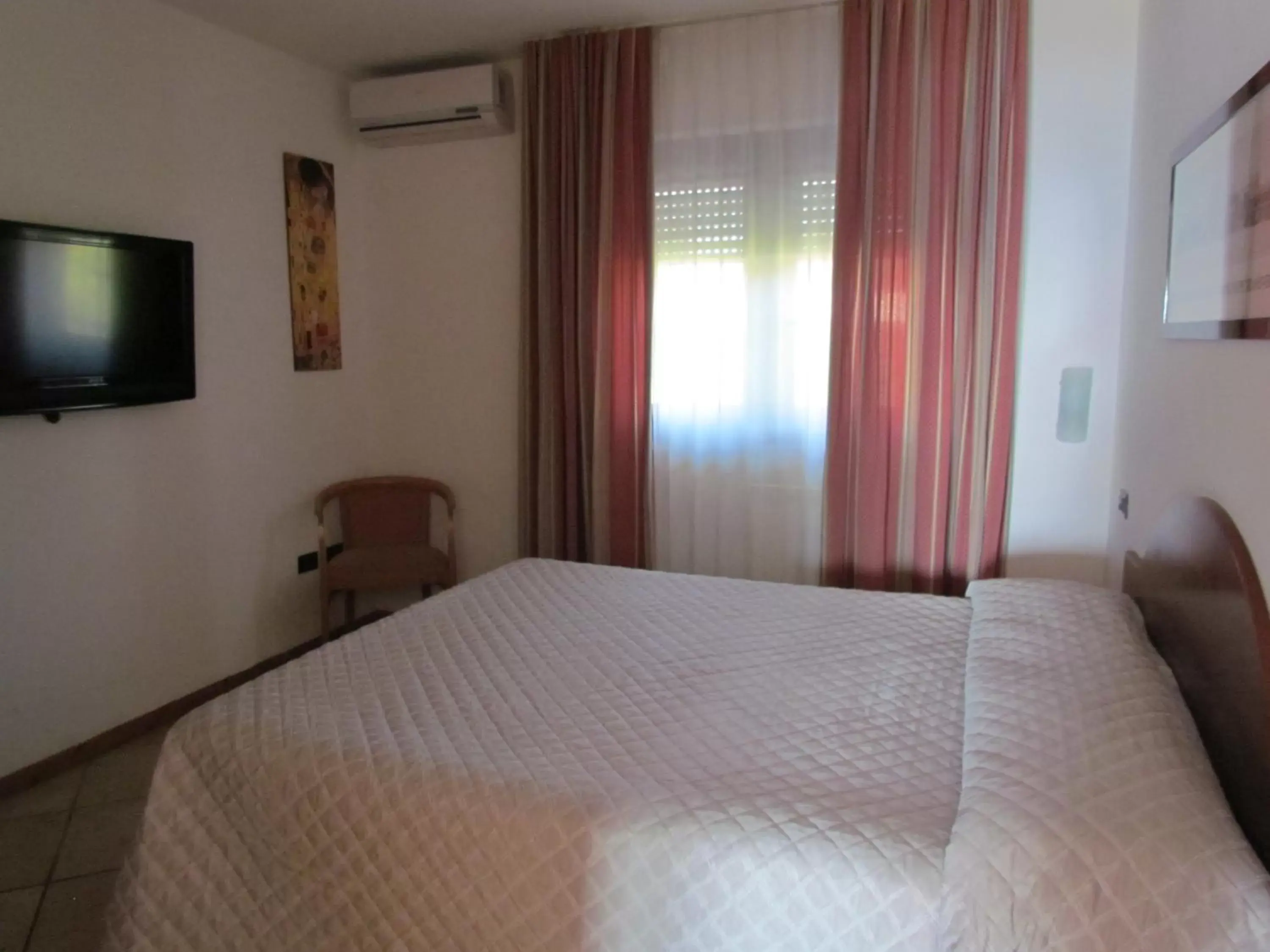 One-Bedroom Apartment in Miramare Residence One-Bedroom Apartment in Miramare Residence