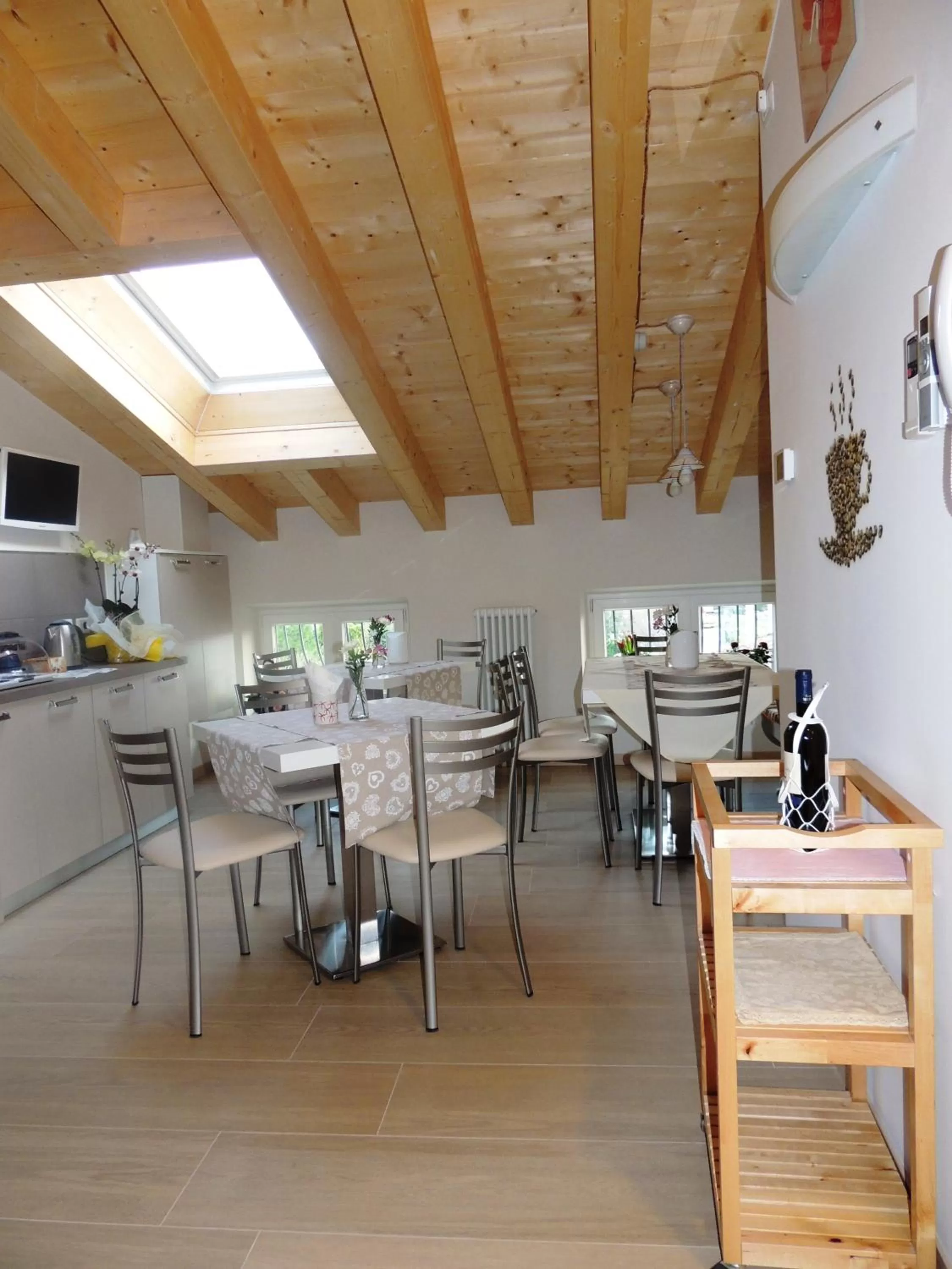 Restaurant/places to eat in B&B La Casa di Rosa