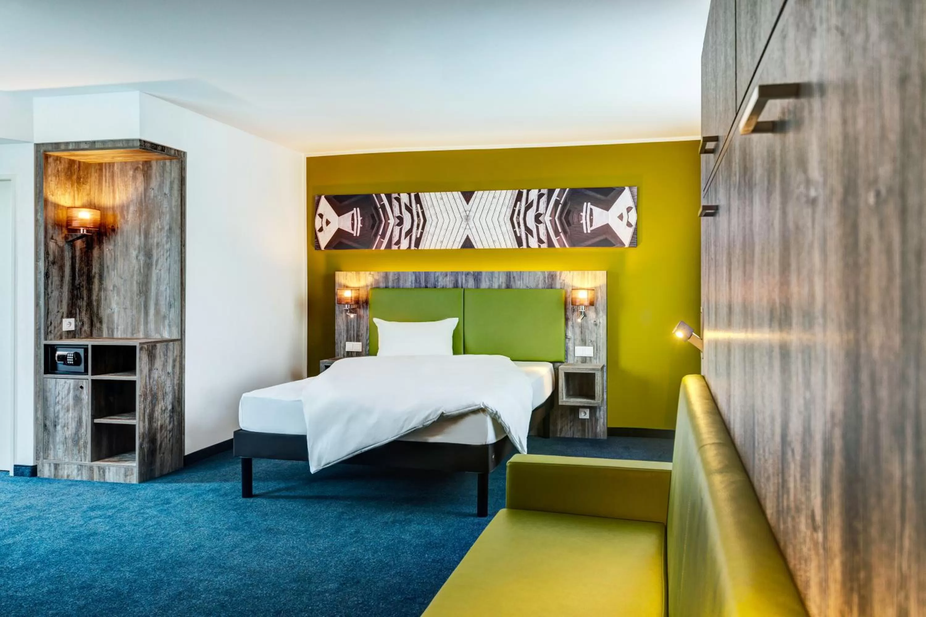 Bed in ibis Styles Tuebingen