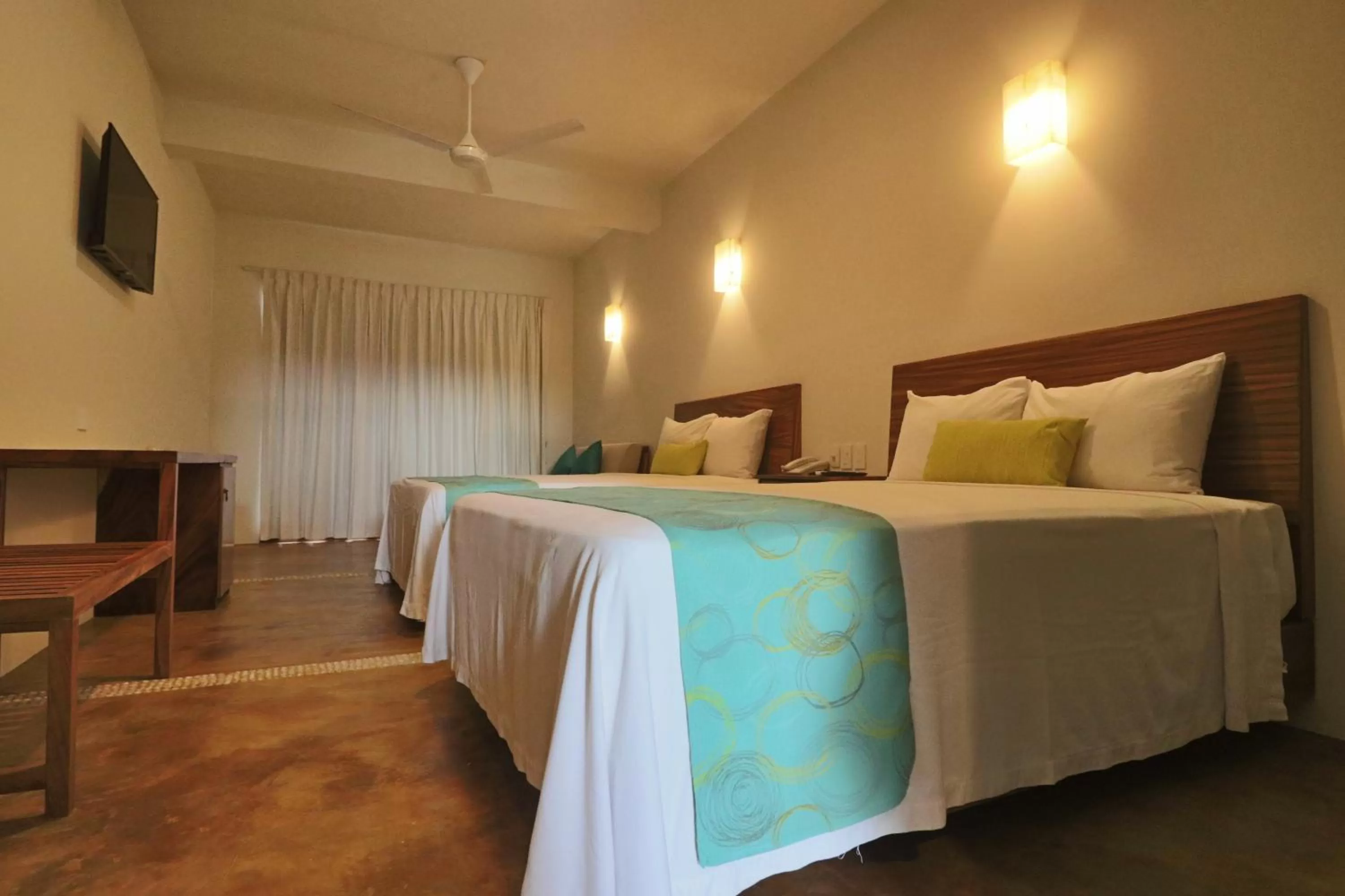 Bed in Punta Zicatela Hotel - Adults Only