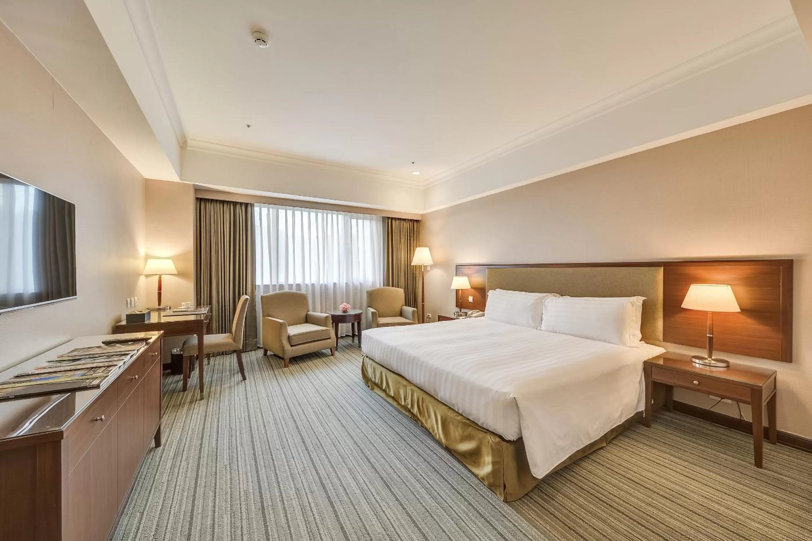 Deluxe Double Room in Fuji Grand Hotel
