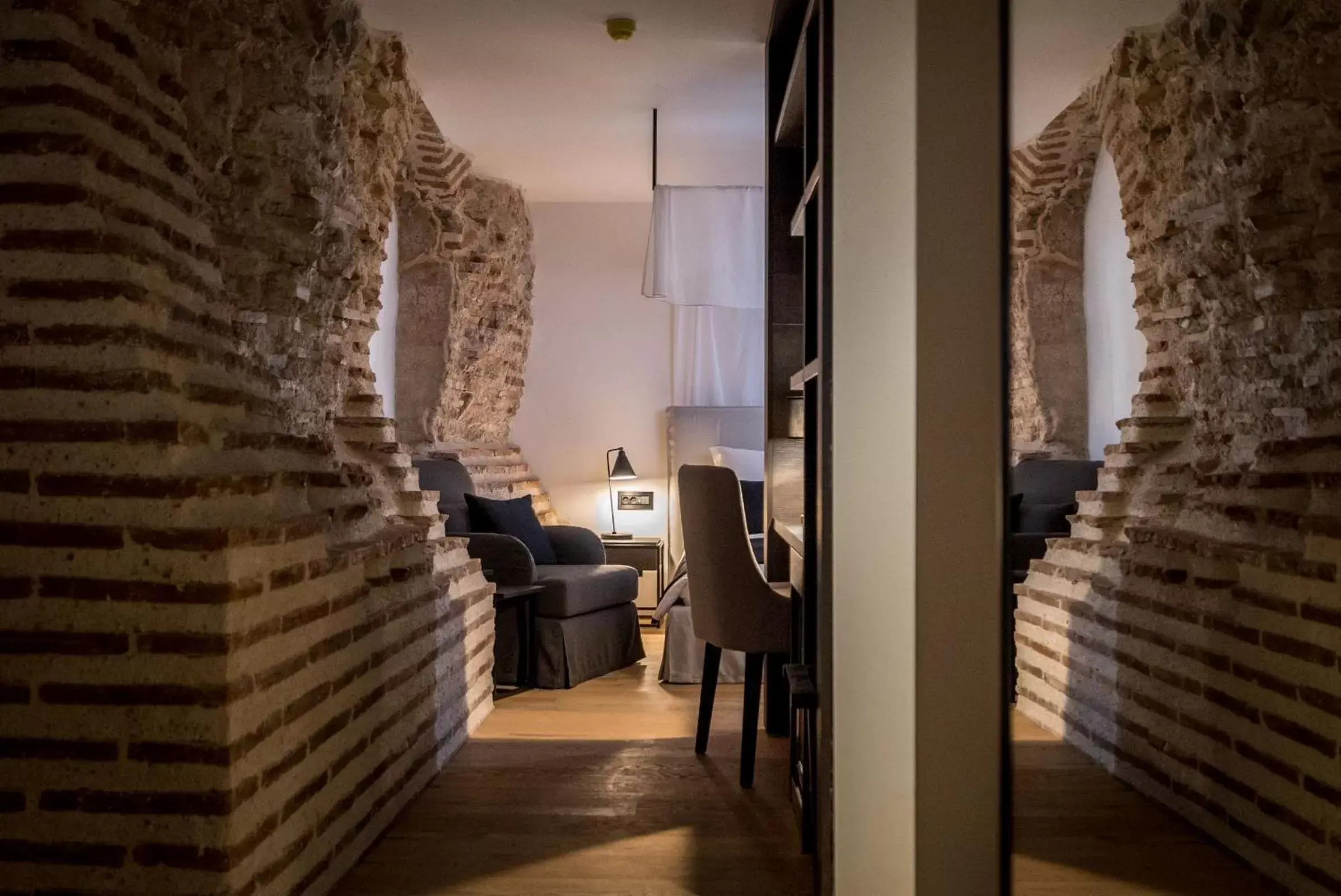 Superior Double or Twin Room with Old Town View in Murum Heritage Hotel Superior Double or Twin Room with Old Town View in Murum Heritage Hotel