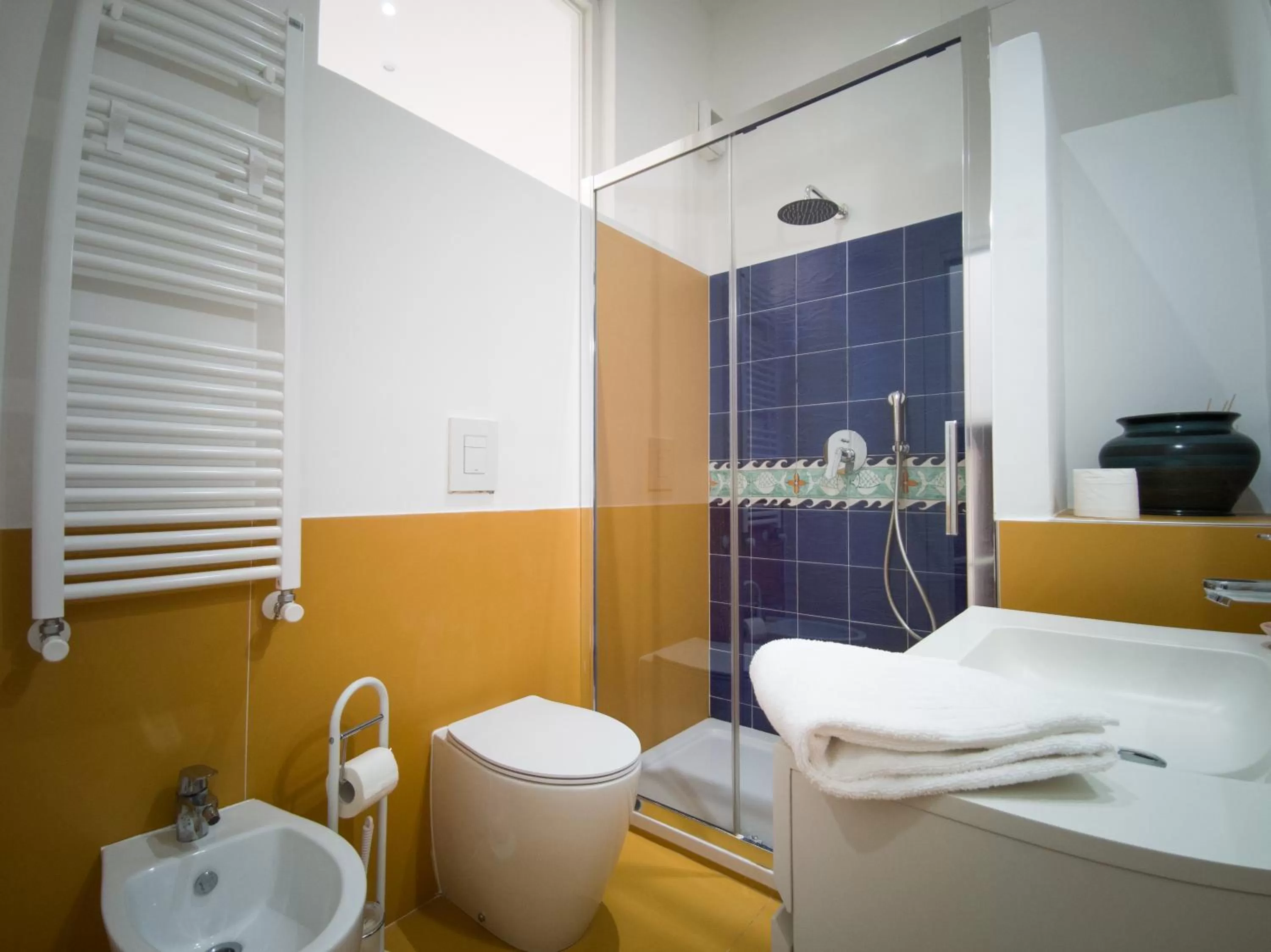 Bathroom in 5 sirene