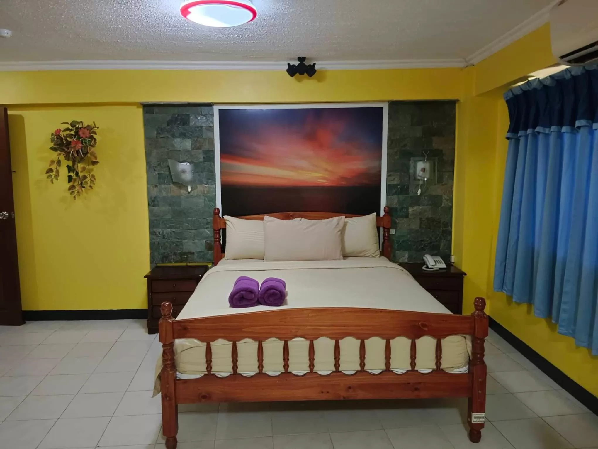 Bed in Arizona Beach Resort, Subic Bay, Philippines 2200