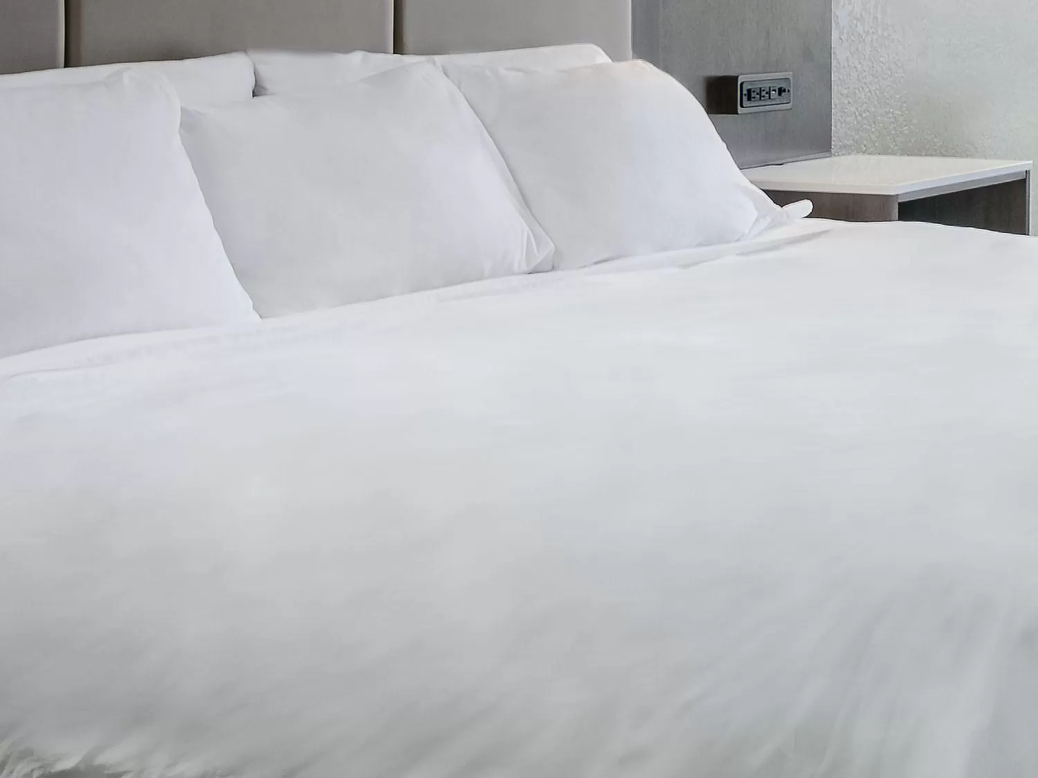 One-Bedroom King Suite in Radisson Hotel & Conference Center Rockford