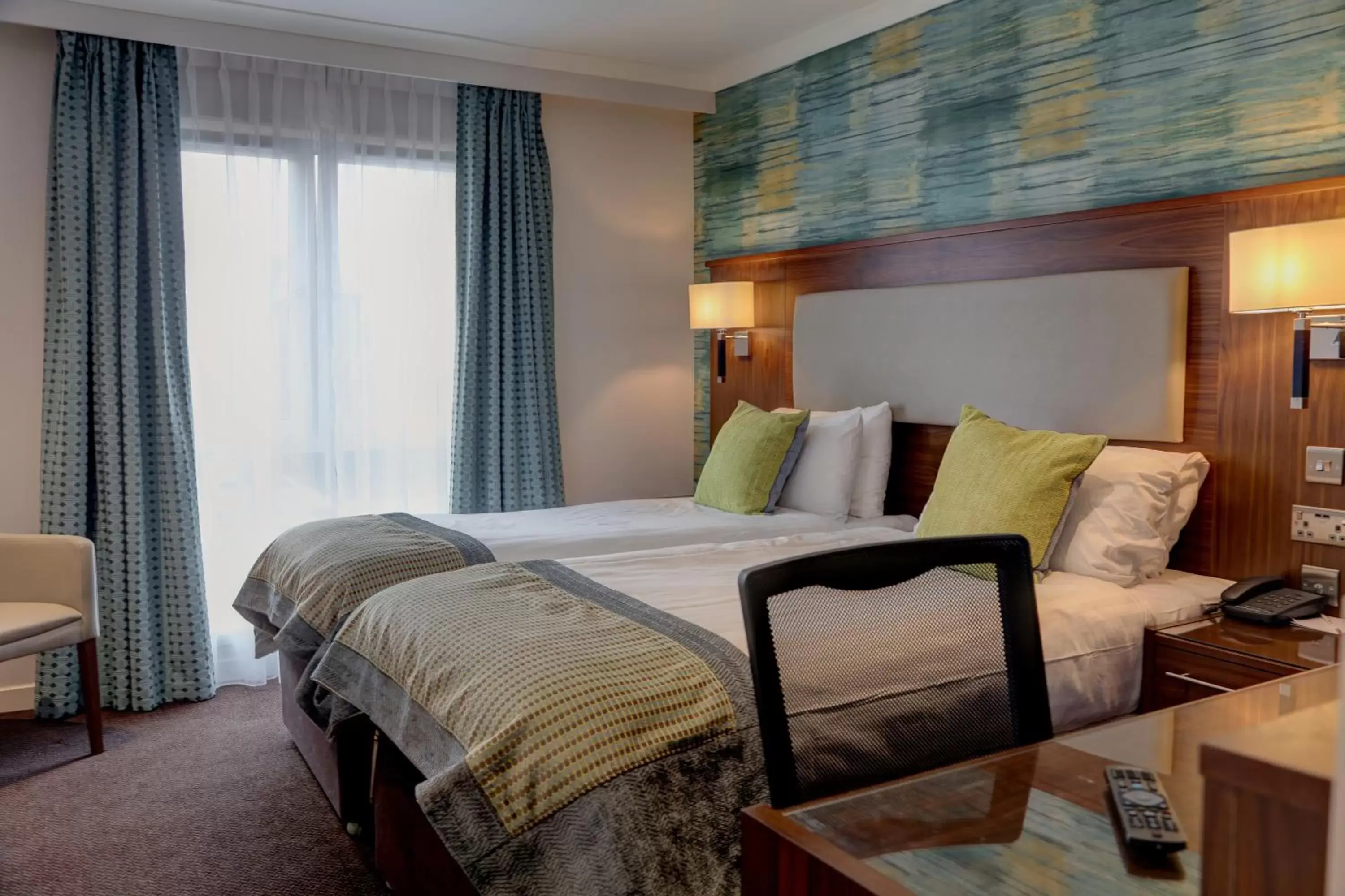 Executive King Room in Invercarse Hotel Dundee, BW Signature Collection Executive King Room in Invercarse Hotel Dundee, BW Signature Collection