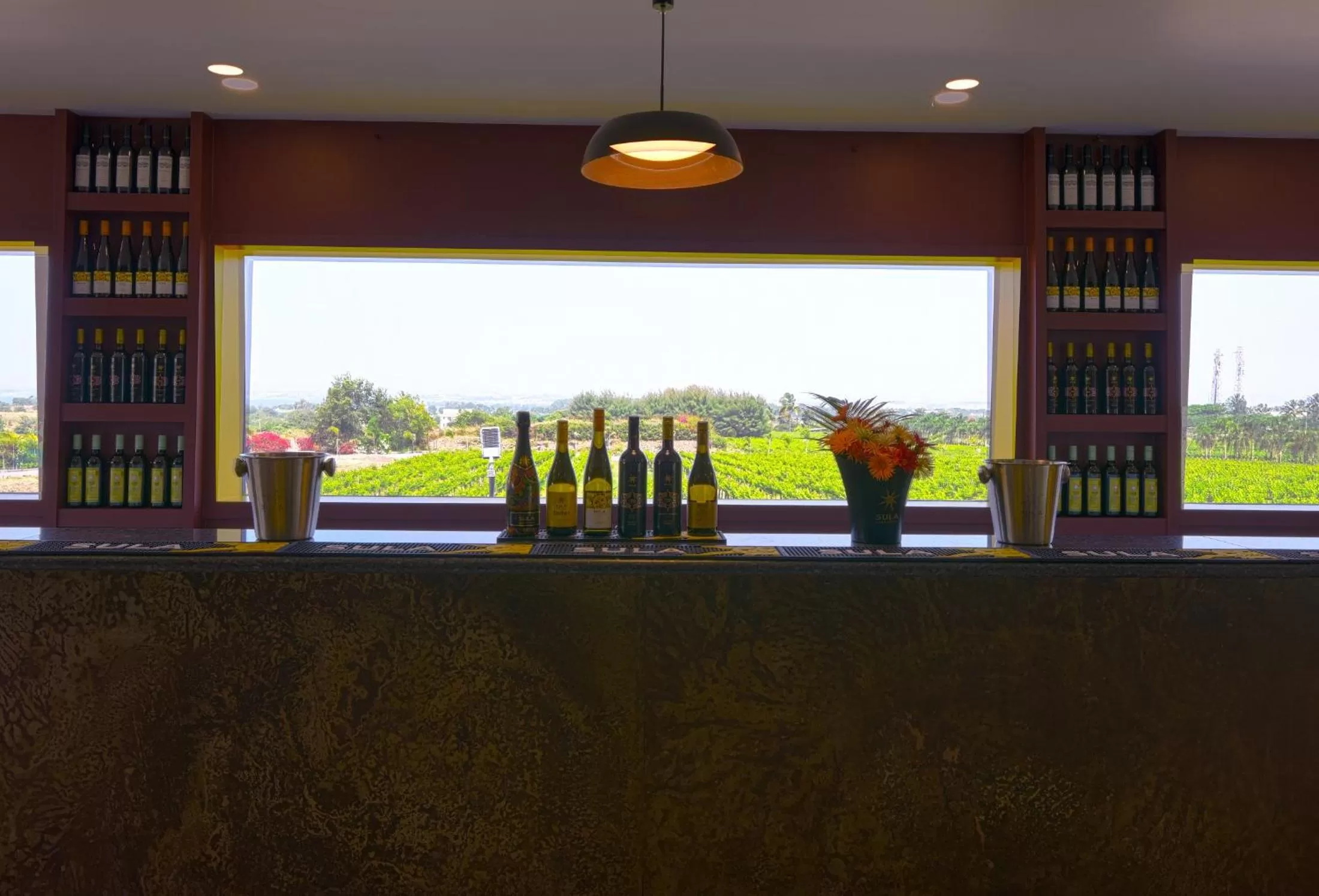 Lounge or bar in The Source At Sula