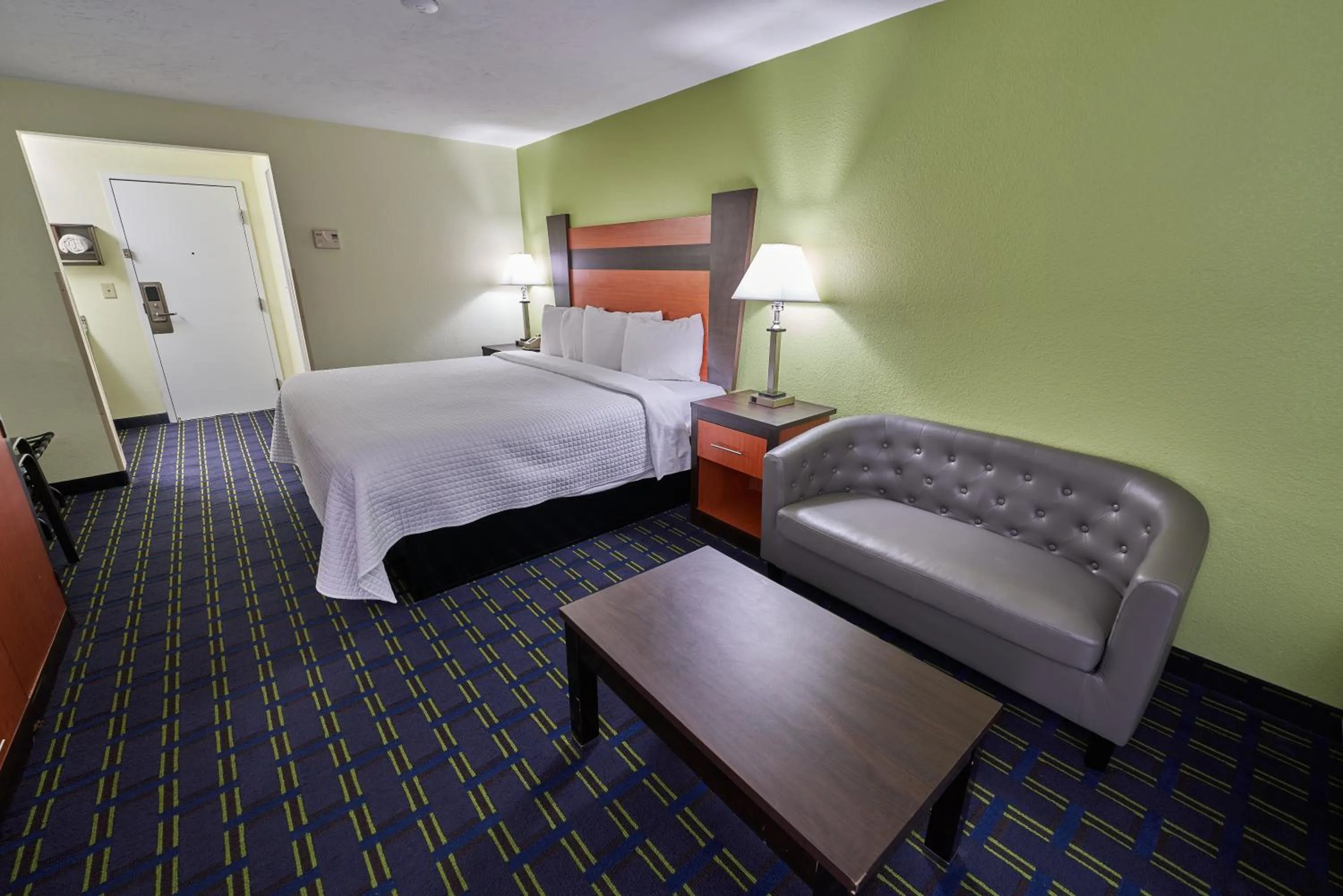 Photo of the whole room, Bed in The Mariner Resort Cape Cod by The Red Collection