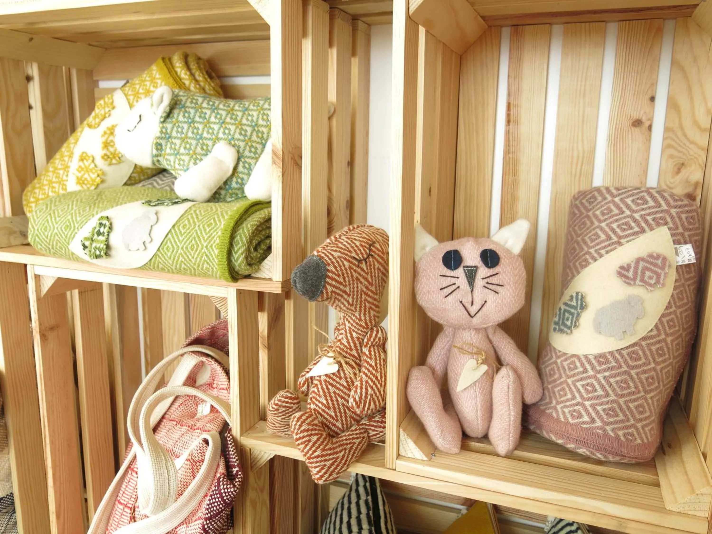 On-site shops in Boutique Hotel Casa do Outeiro - Arts & Crafts