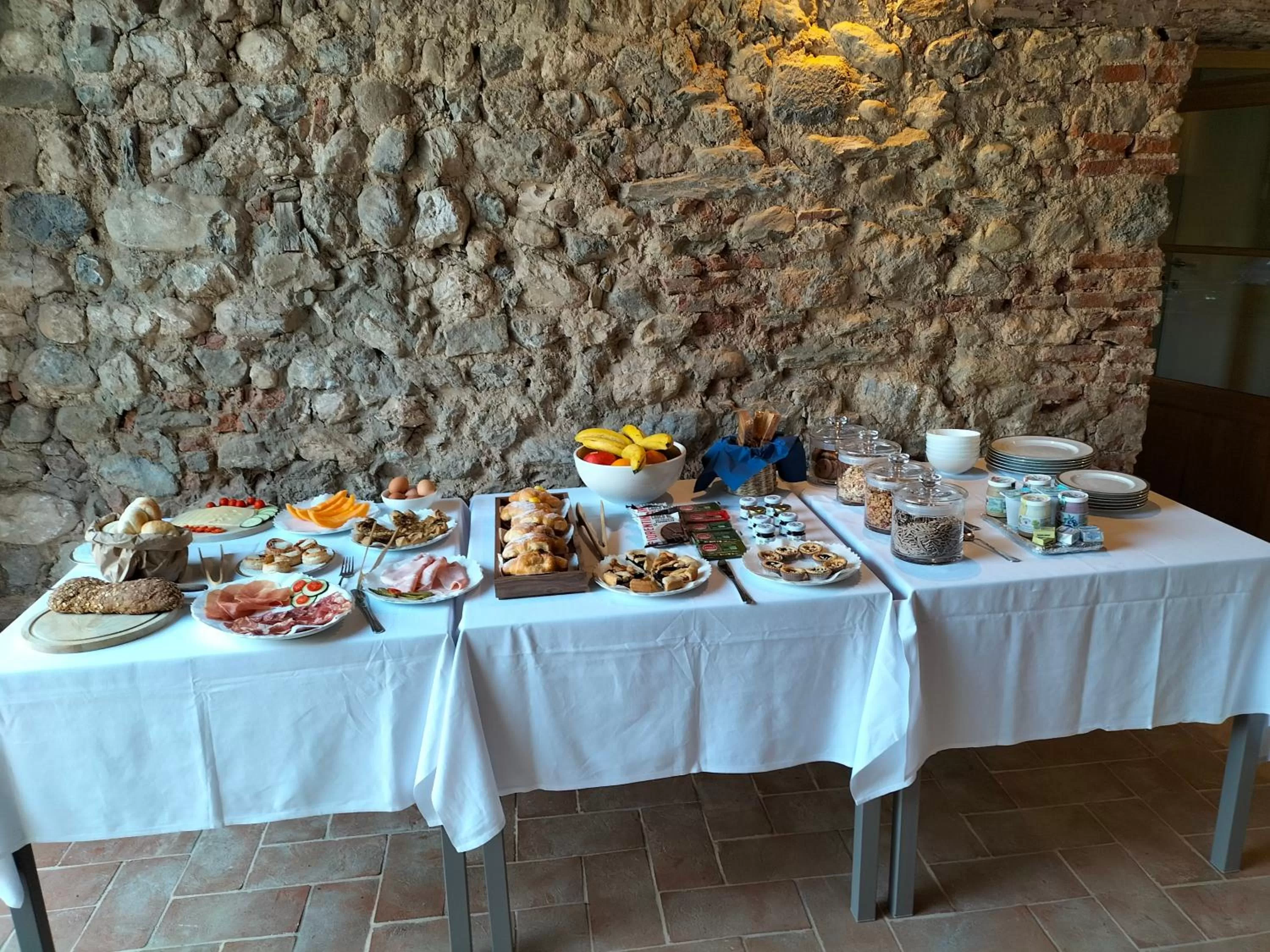 Buffet breakfast in Badia Giulia Prestigious Historical B&B, Camaiore - Adults Only - No Pets