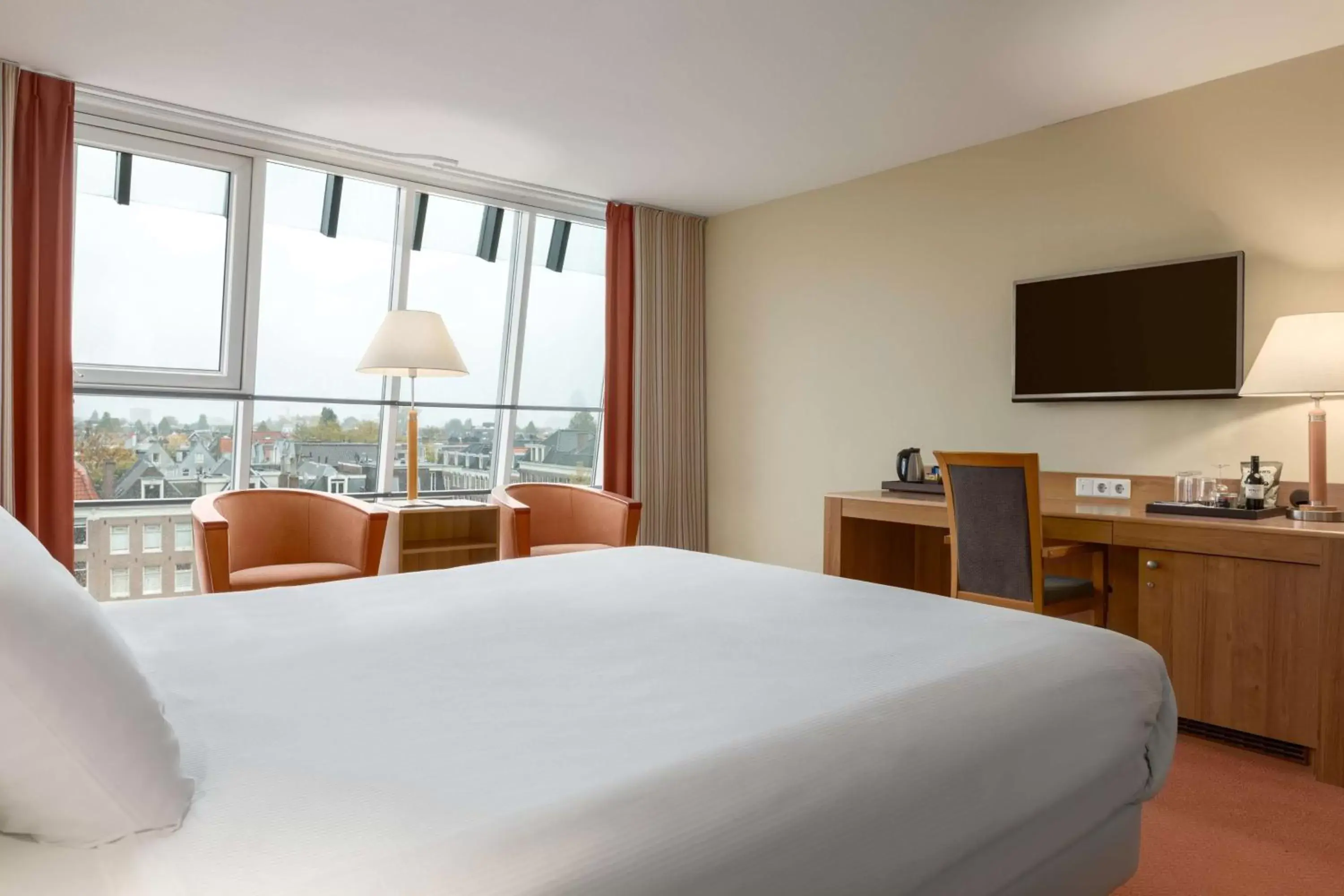 Standard Double or Twin Room in NH Amsterdam Museum Quarter Standard Double or Twin Room in NH Amsterdam Museum Quarter