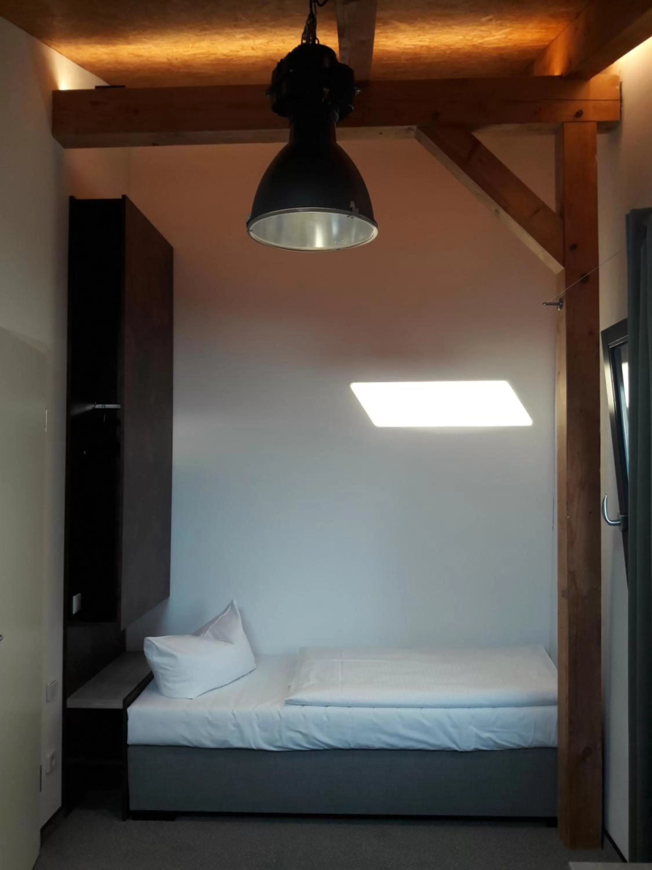 Bedroom, Bed in Hotel Alter Hafenspeicher