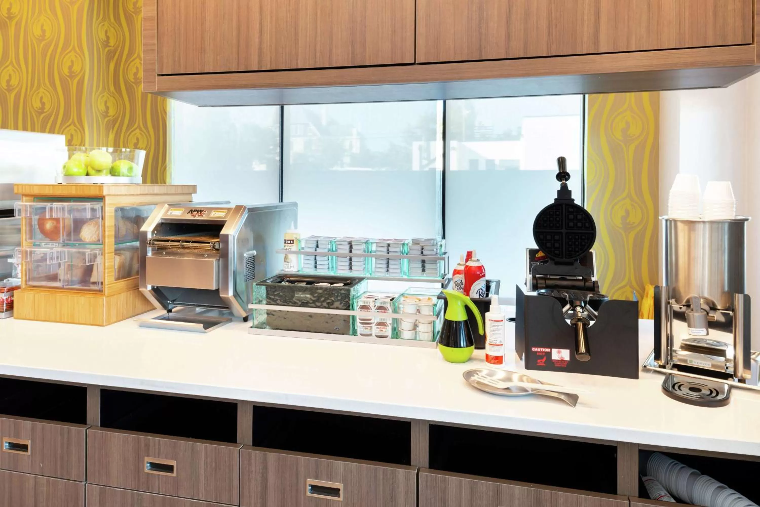 Breakfast in Home2 Suites by Hilton Columbia Downtown