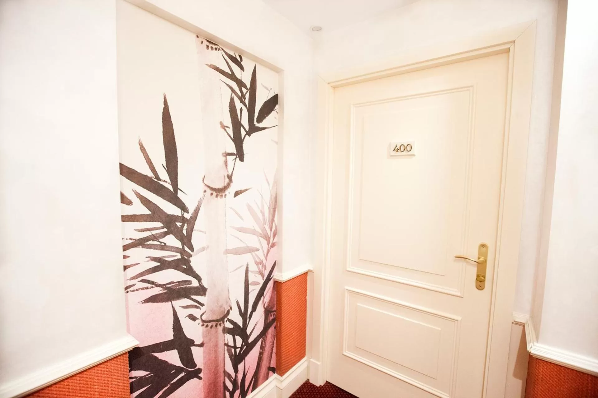 Decorative detail in Hotel Alfonso VIII